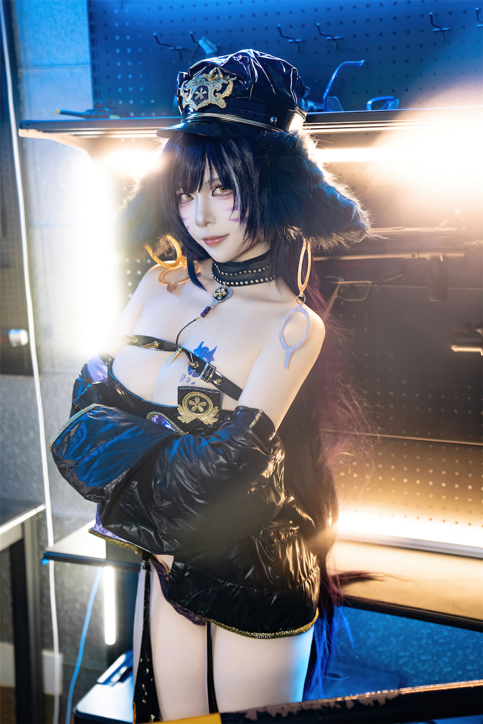 人气Coser 二佐Nisa - 碧蓝航线 武藏 女警/(25P)