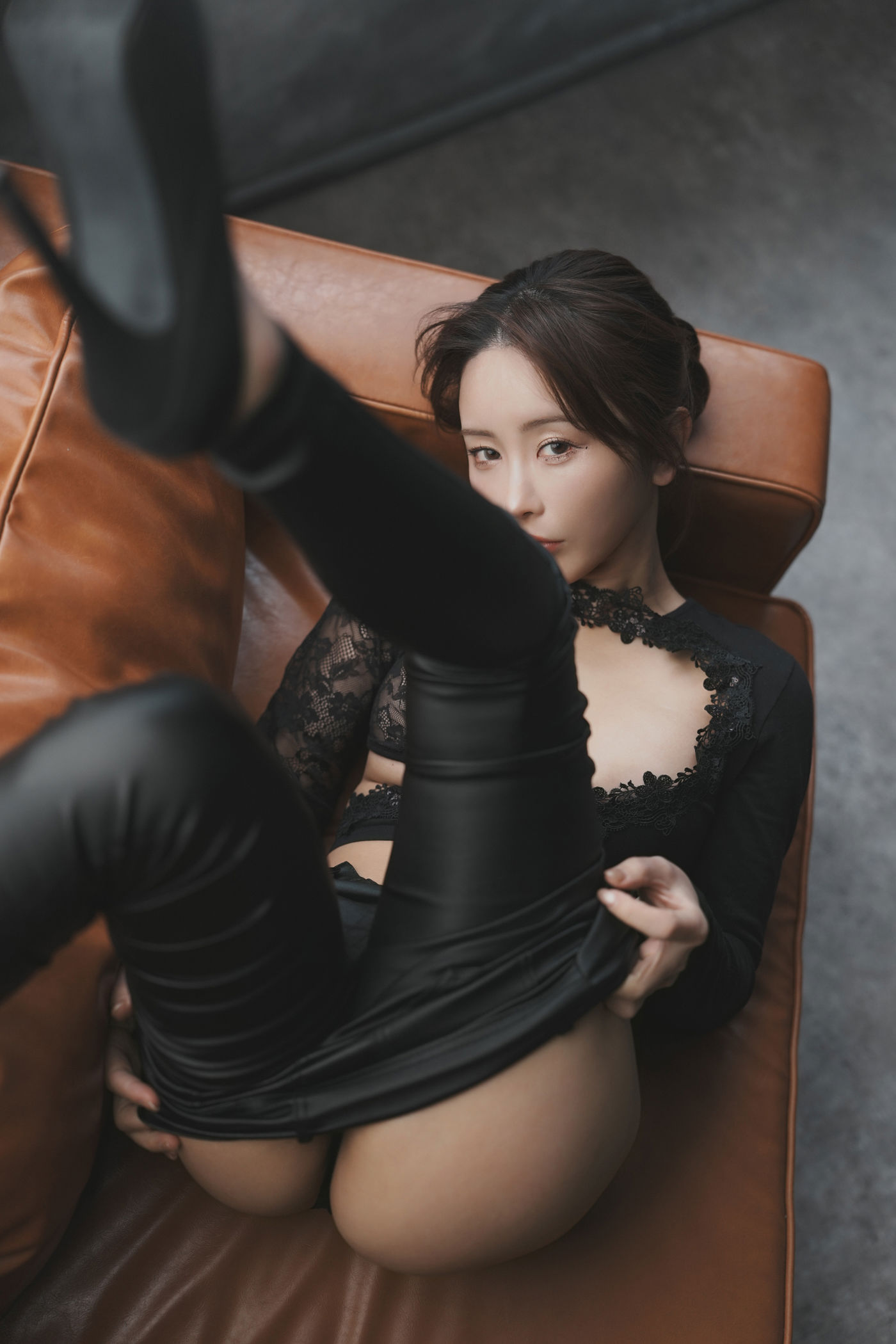 いくみ – (193iKkyu3) [Fantia] [2025.04.03] Do You Like Cool-Looking Ladies/(32P)