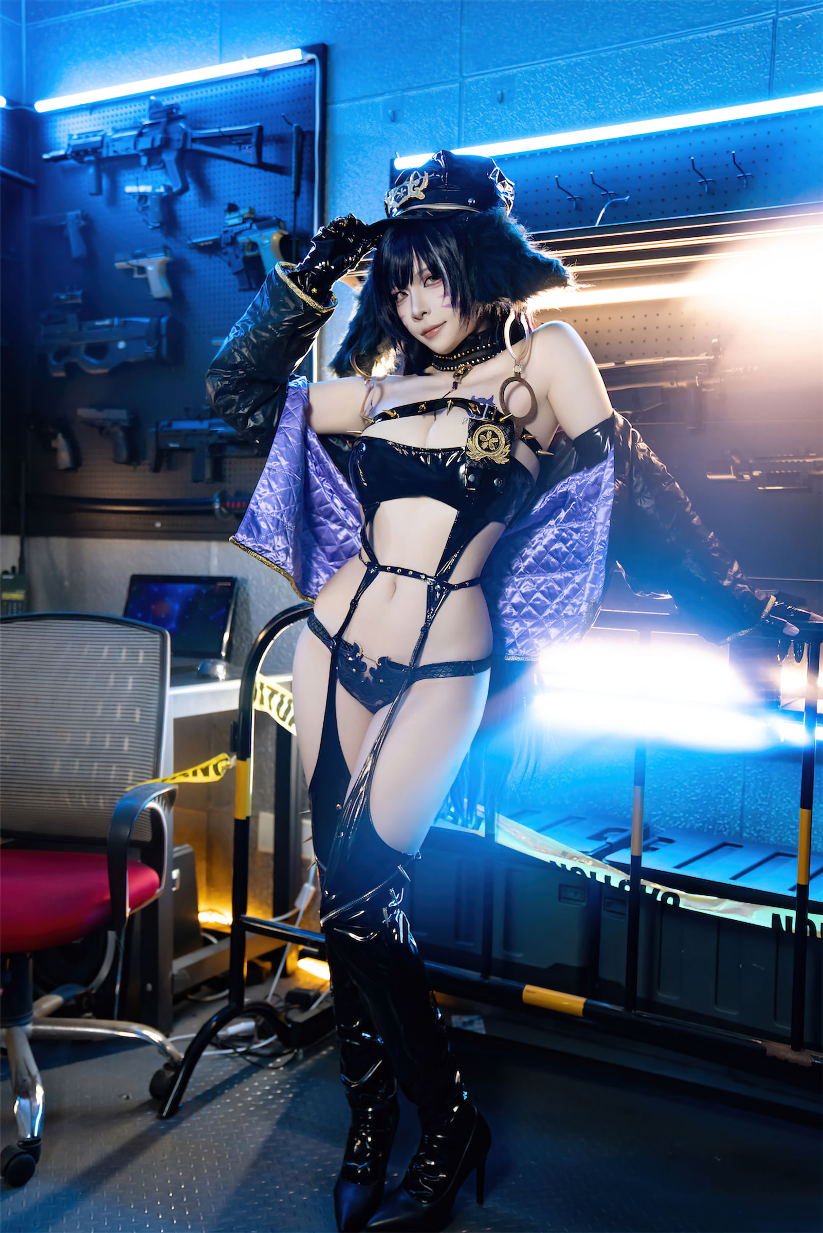 人气Coser 二佐Nisa - 碧蓝航线 武藏 女警/(25P)