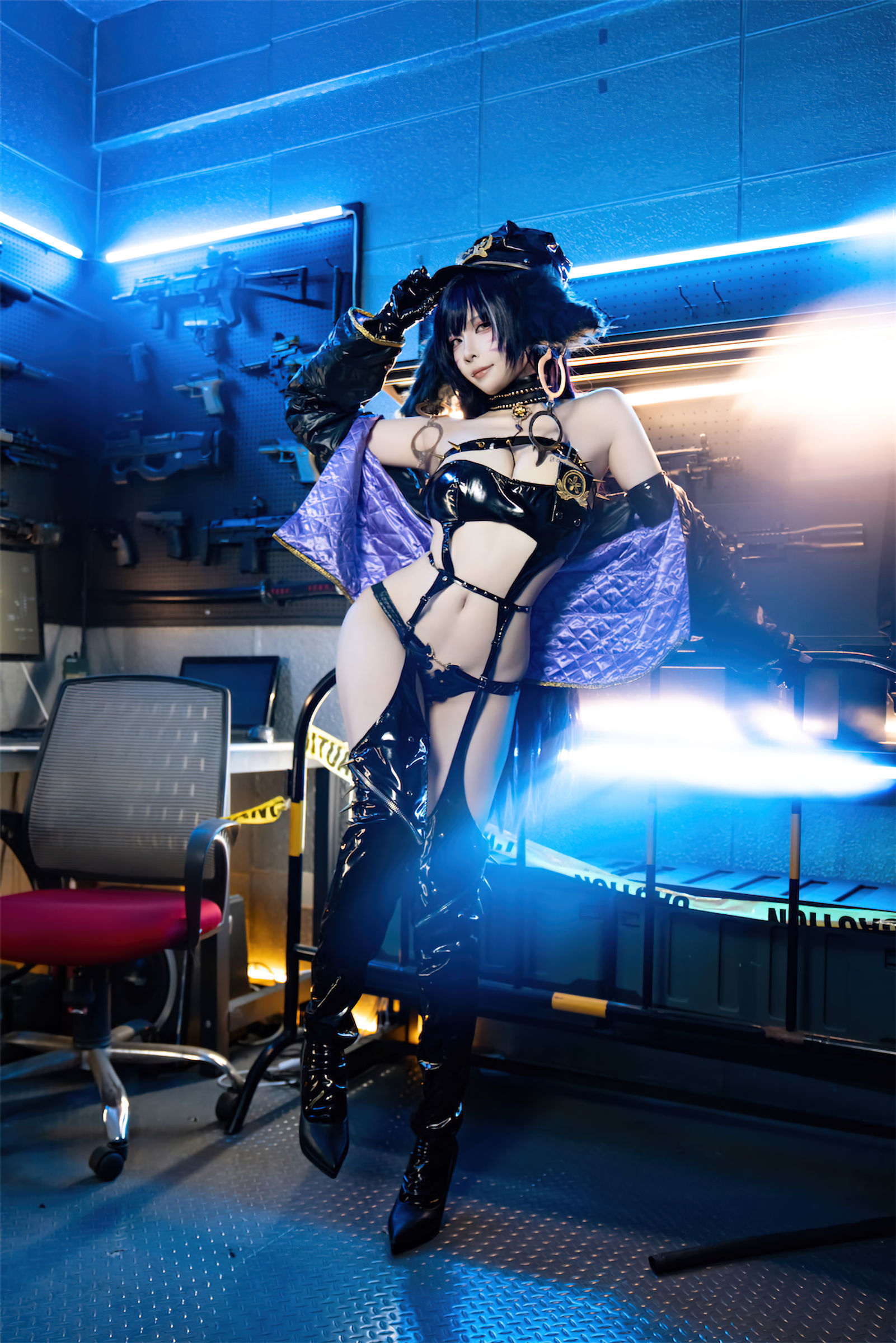 人气Coser 二佐Nisa - 碧蓝航线 武藏 女警/(25P)