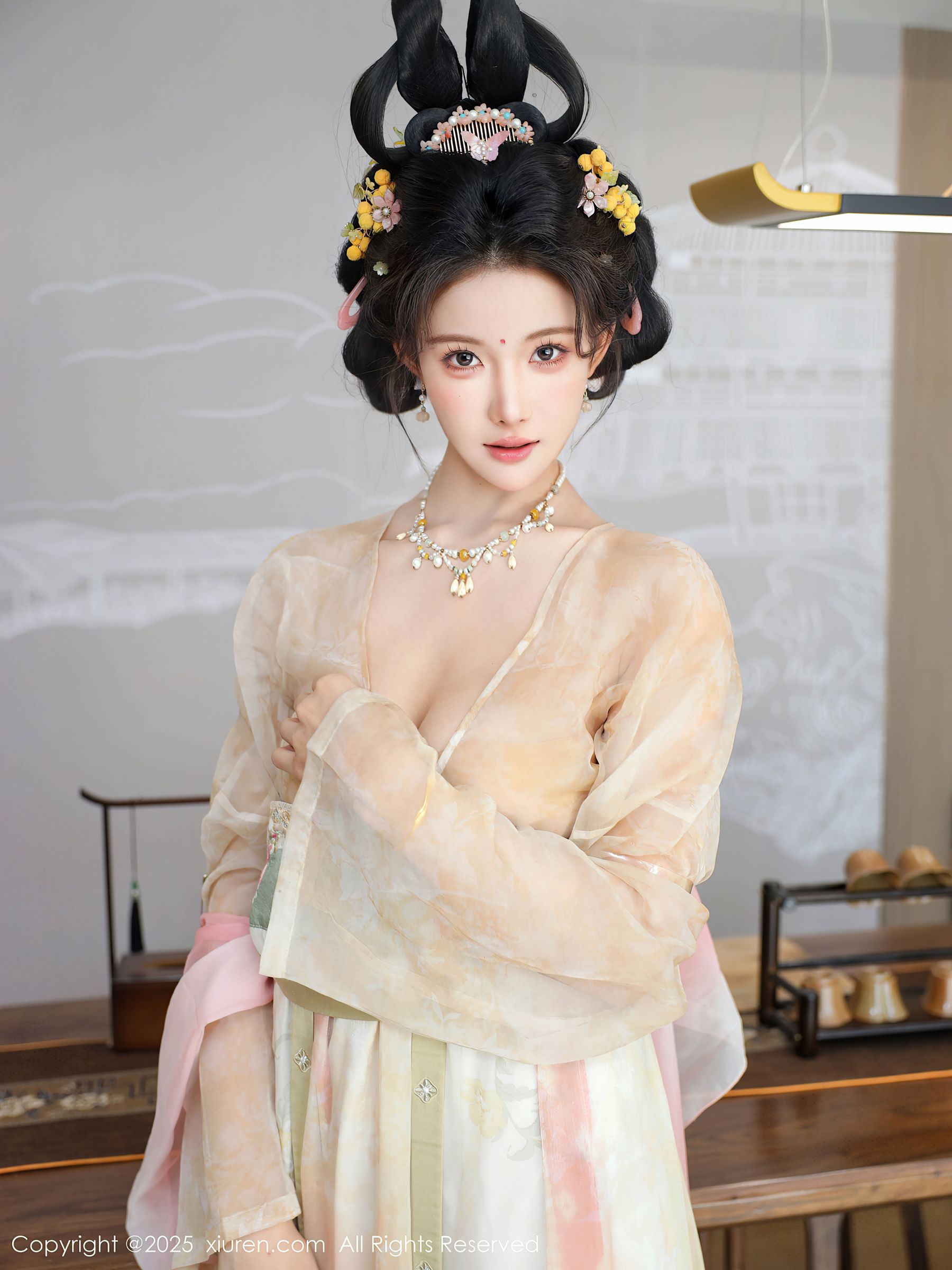 [秀人XiuRen] 2025.08.13 No.10645 梨霜儿/(82P)