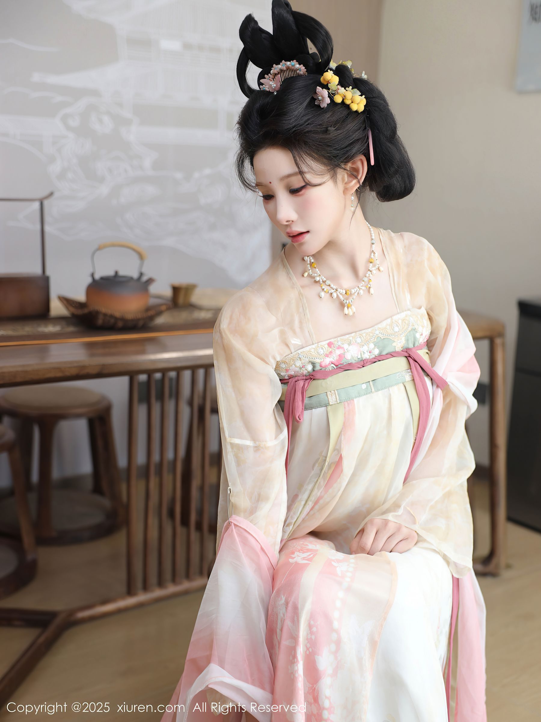 [秀人XiuRen] 2025.08.13 No.10645 梨霜儿/(82P)