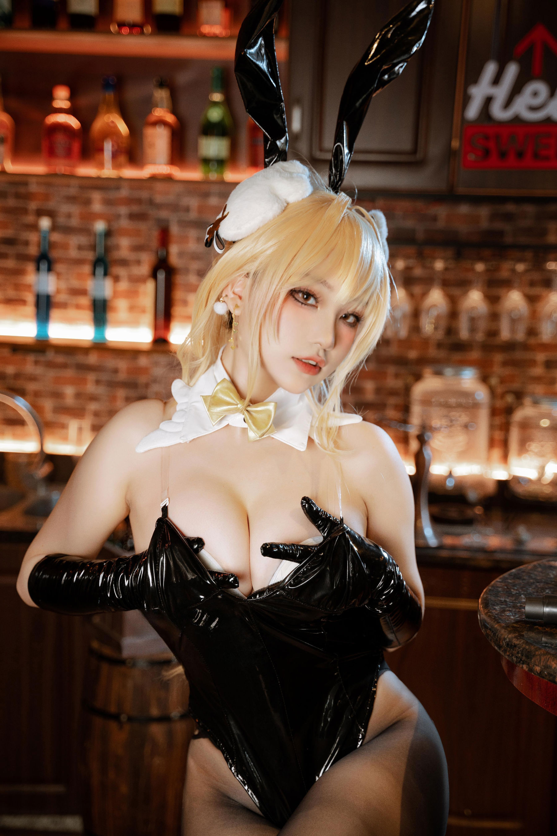 七七娜娜子 - 胜利女神 妮姬 露菲 兔女郎/(51P)