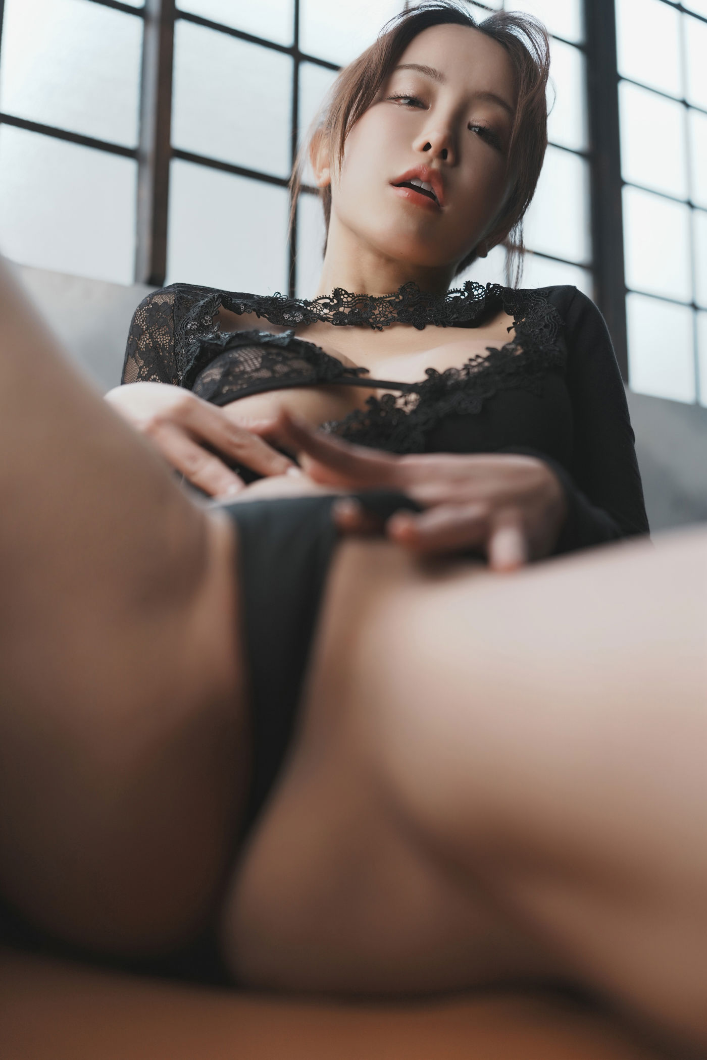 いくみ – (193iKkyu3) [Fantia] [2025.04.03] Do You Like Cool-Looking Ladies/(32P)