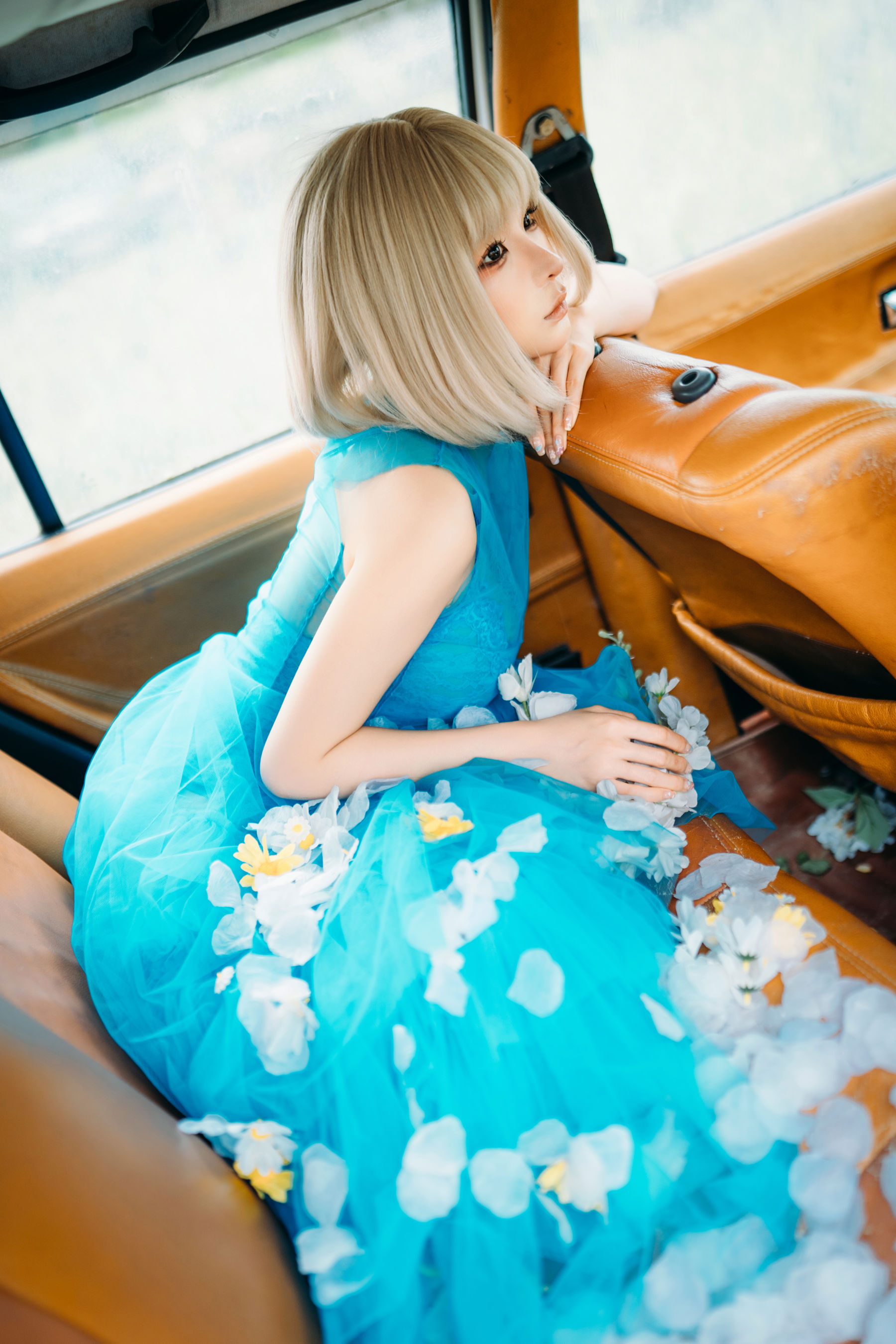 动漫博主蠢沫沫 - 2025.11 自拍集/(214P)