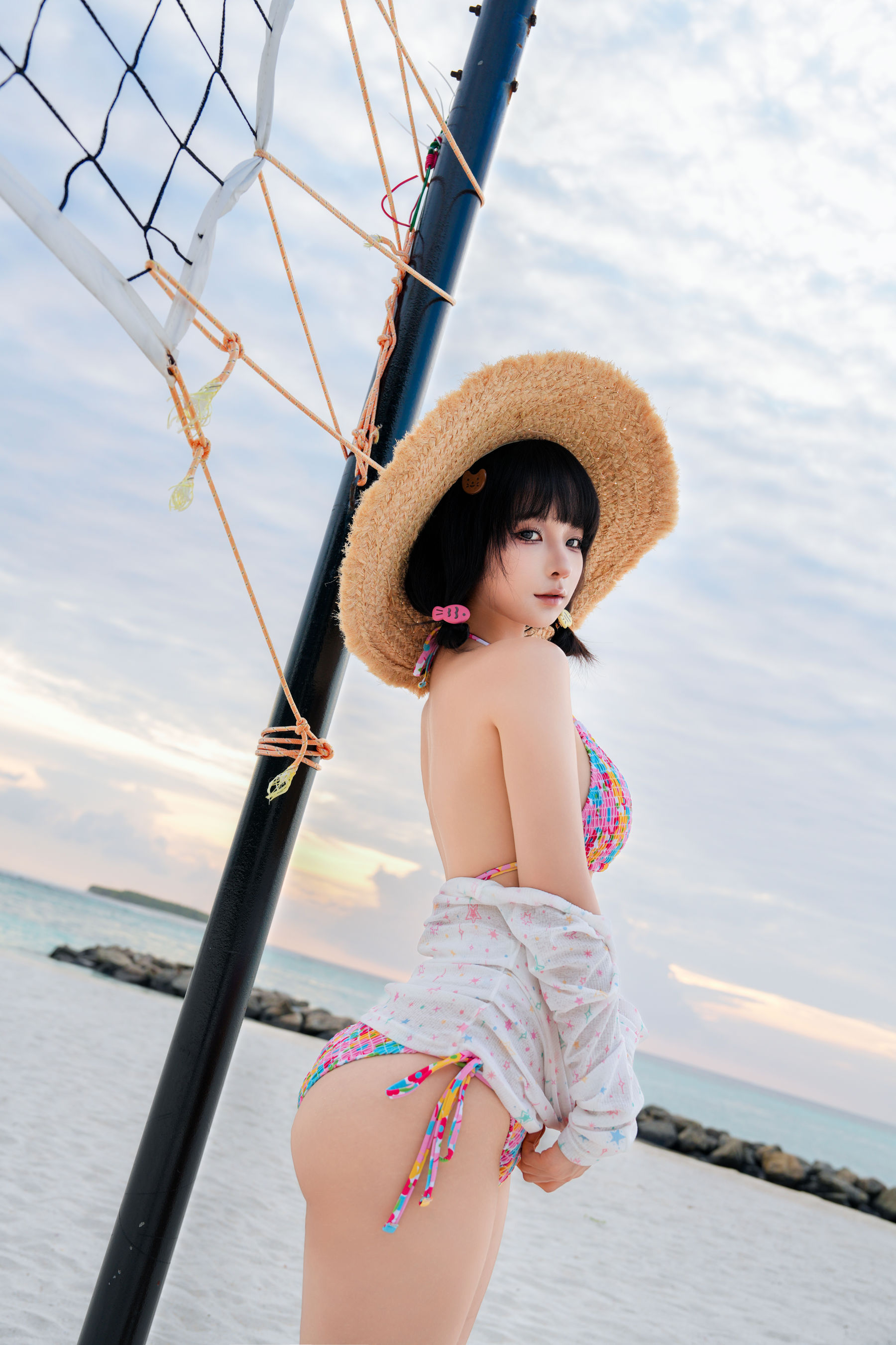 动漫博主蠢沫沫 - 2025.11 自拍集/(214P)