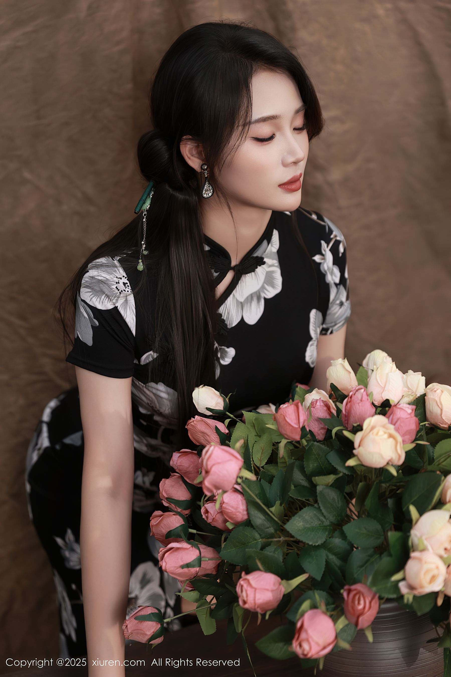 [秀人XiuRen] 2025.08.15 No.10655 南乔/(72P)