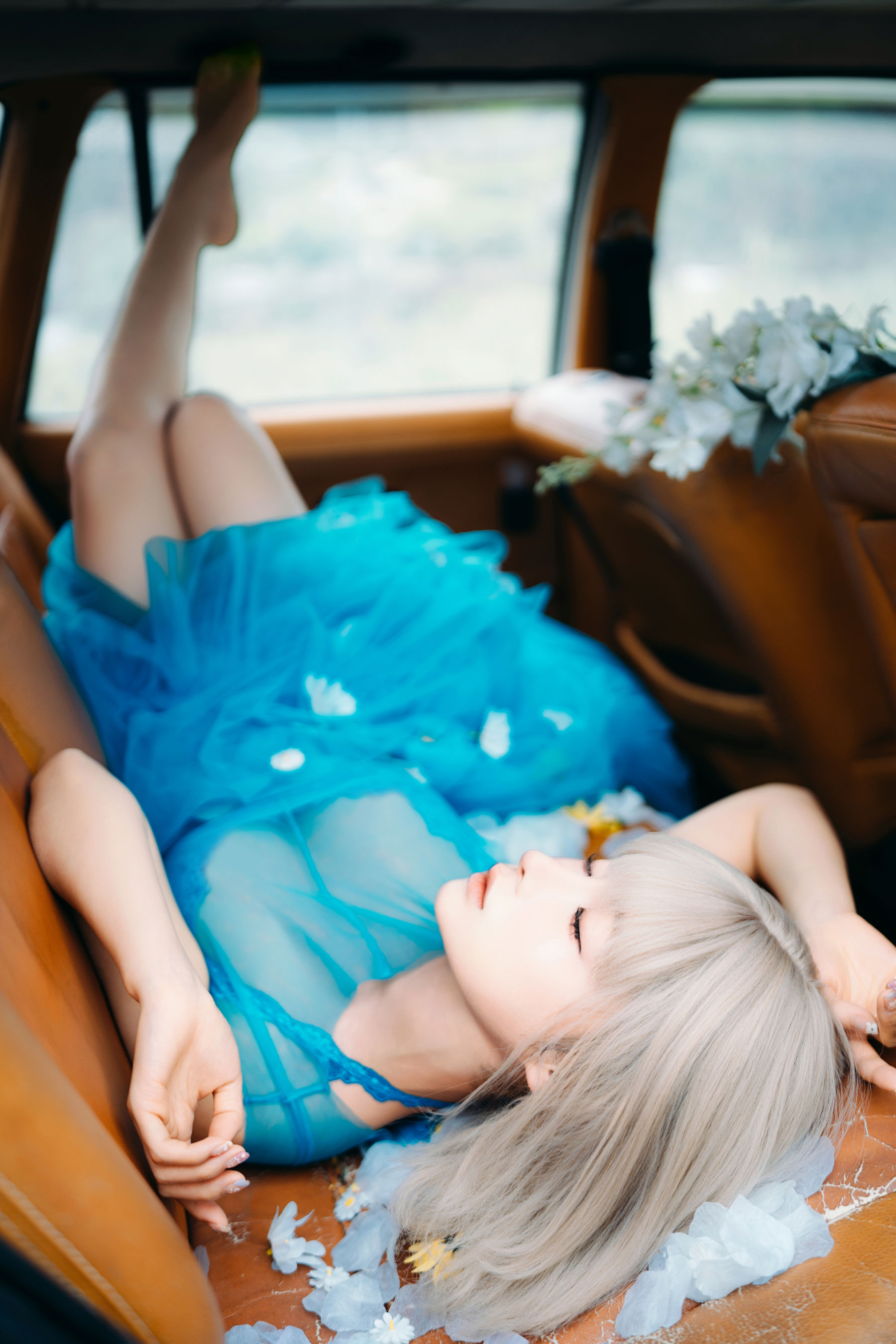 动漫博主蠢沫沫 - 2025.11 自拍集/(214P)