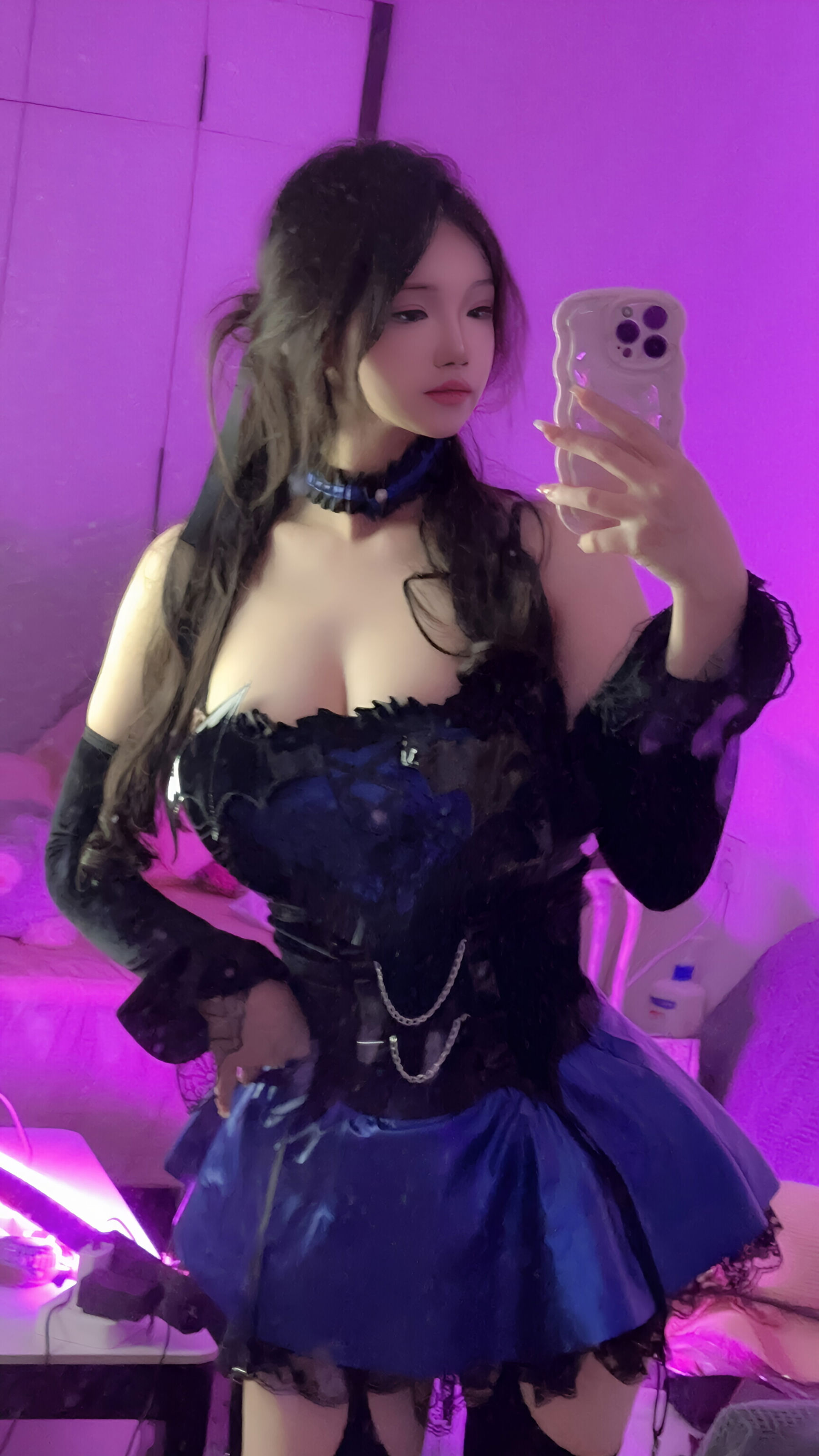 动漫博主雪晴Astra - 蓝色蕾丝短裙/(48P)