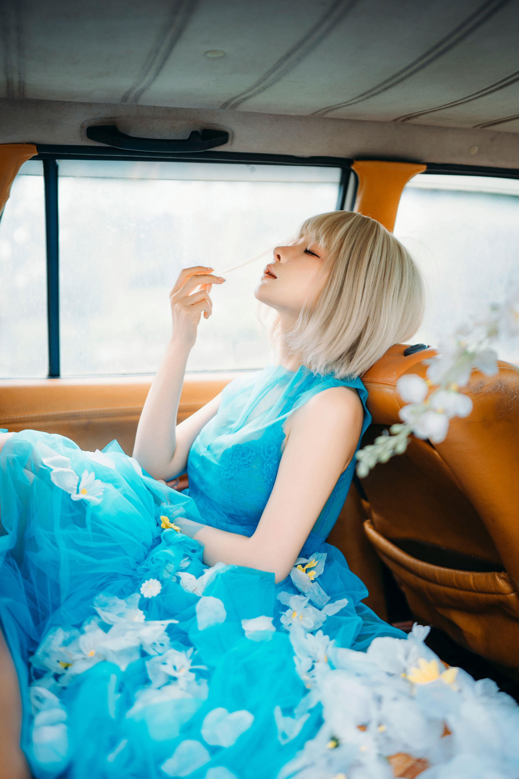 动漫博主蠢沫沫 - 2025.11 自拍集/(214P)