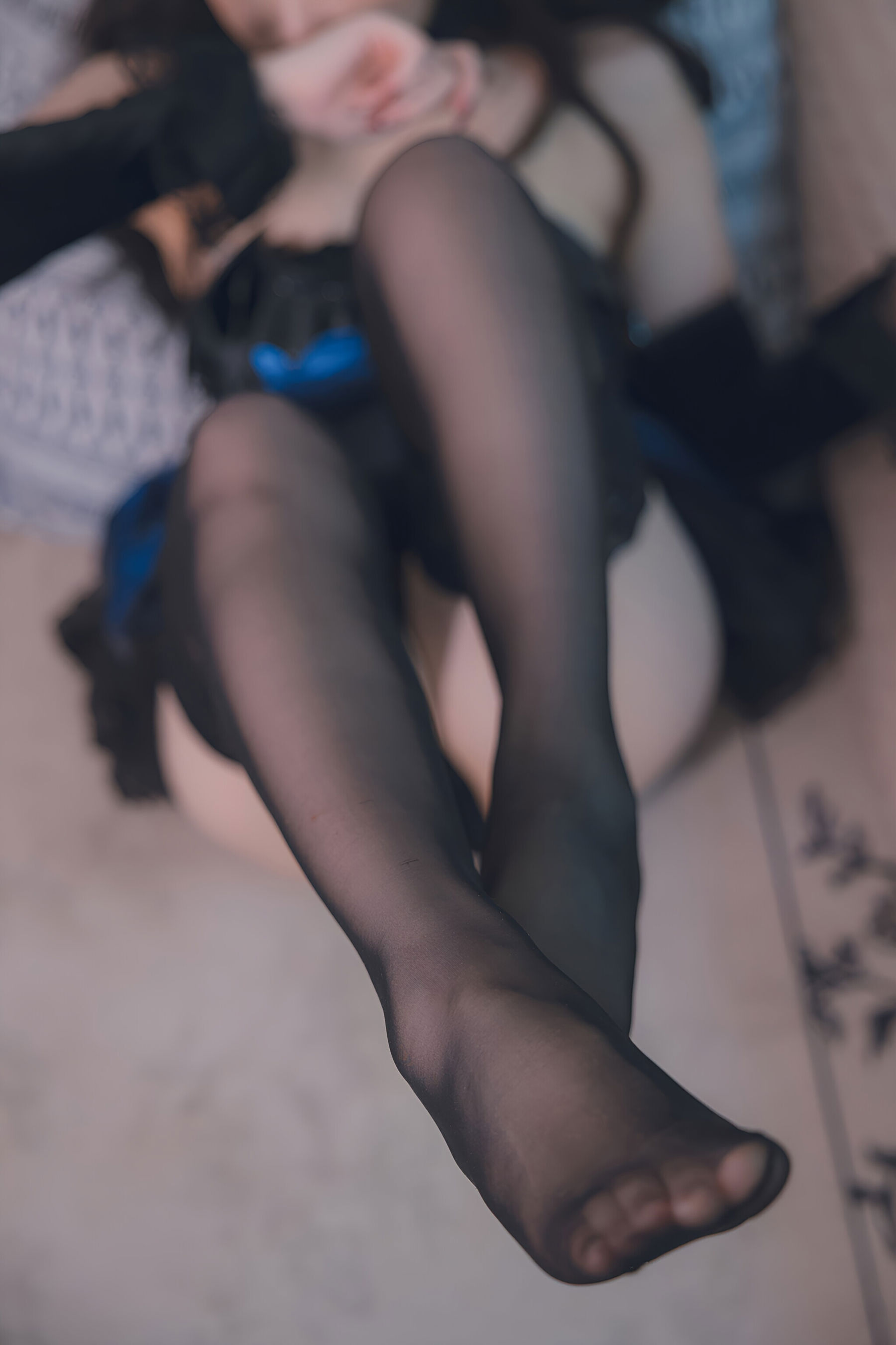 动漫博主雪晴Astra - 蓝色蕾丝短裙/(48P)