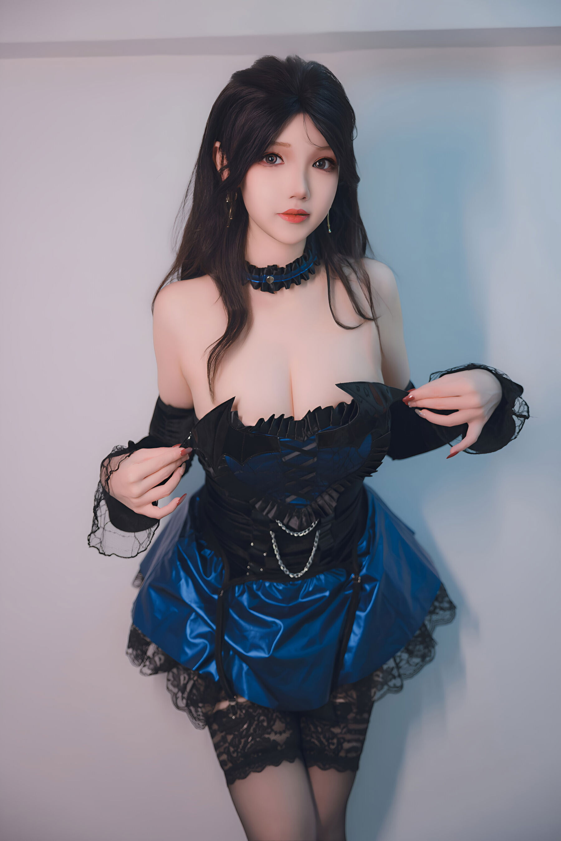 动漫博主雪晴Astra - 蓝色蕾丝短裙/(48P)