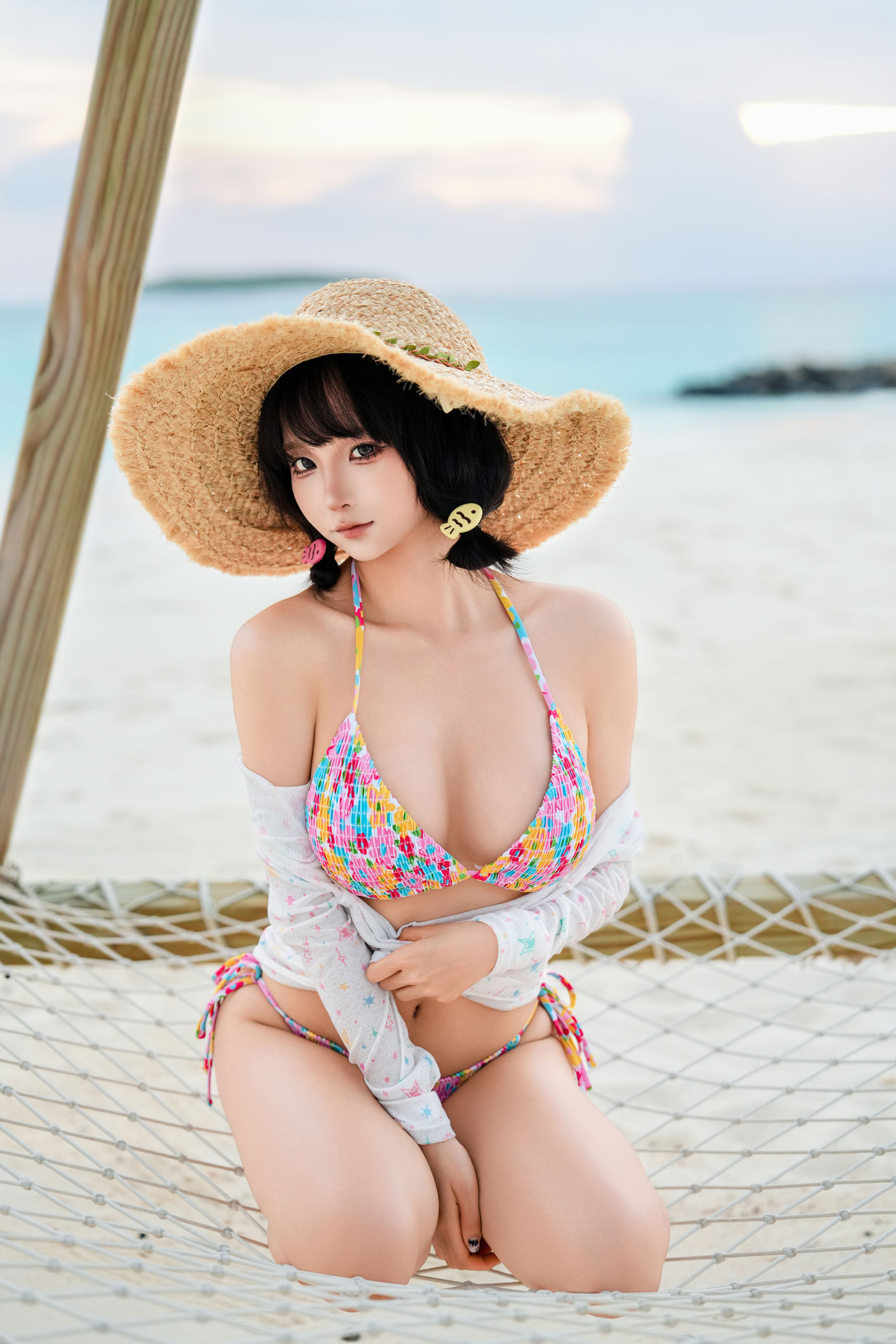 动漫博主蠢沫沫 - 2025.11 自拍集/(214P)