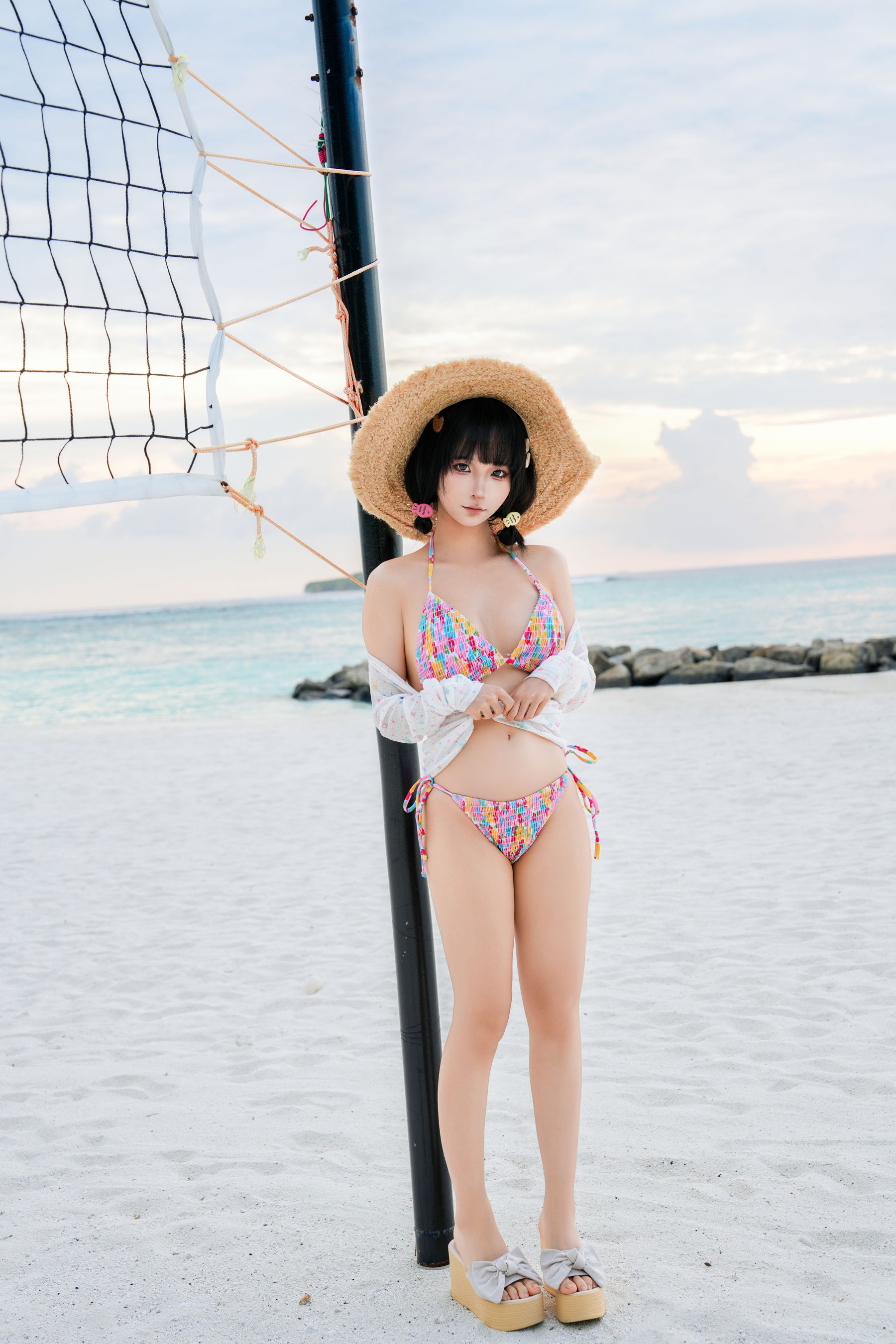 动漫博主蠢沫沫 - 2025.11 自拍集/(214P)