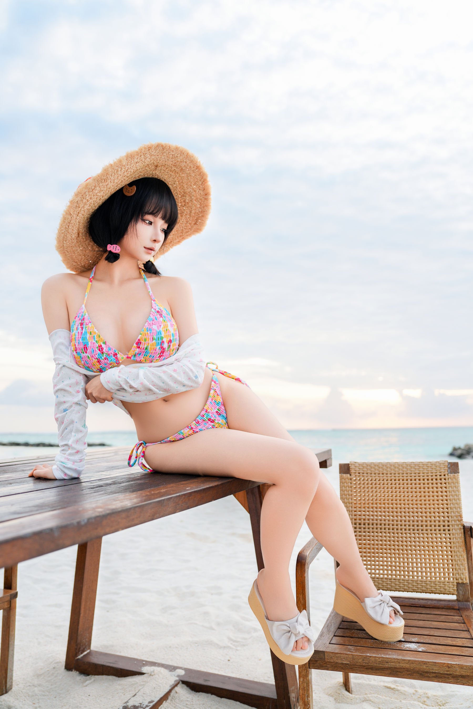 动漫博主蠢沫沫 - 2025.11 自拍集/(214P)