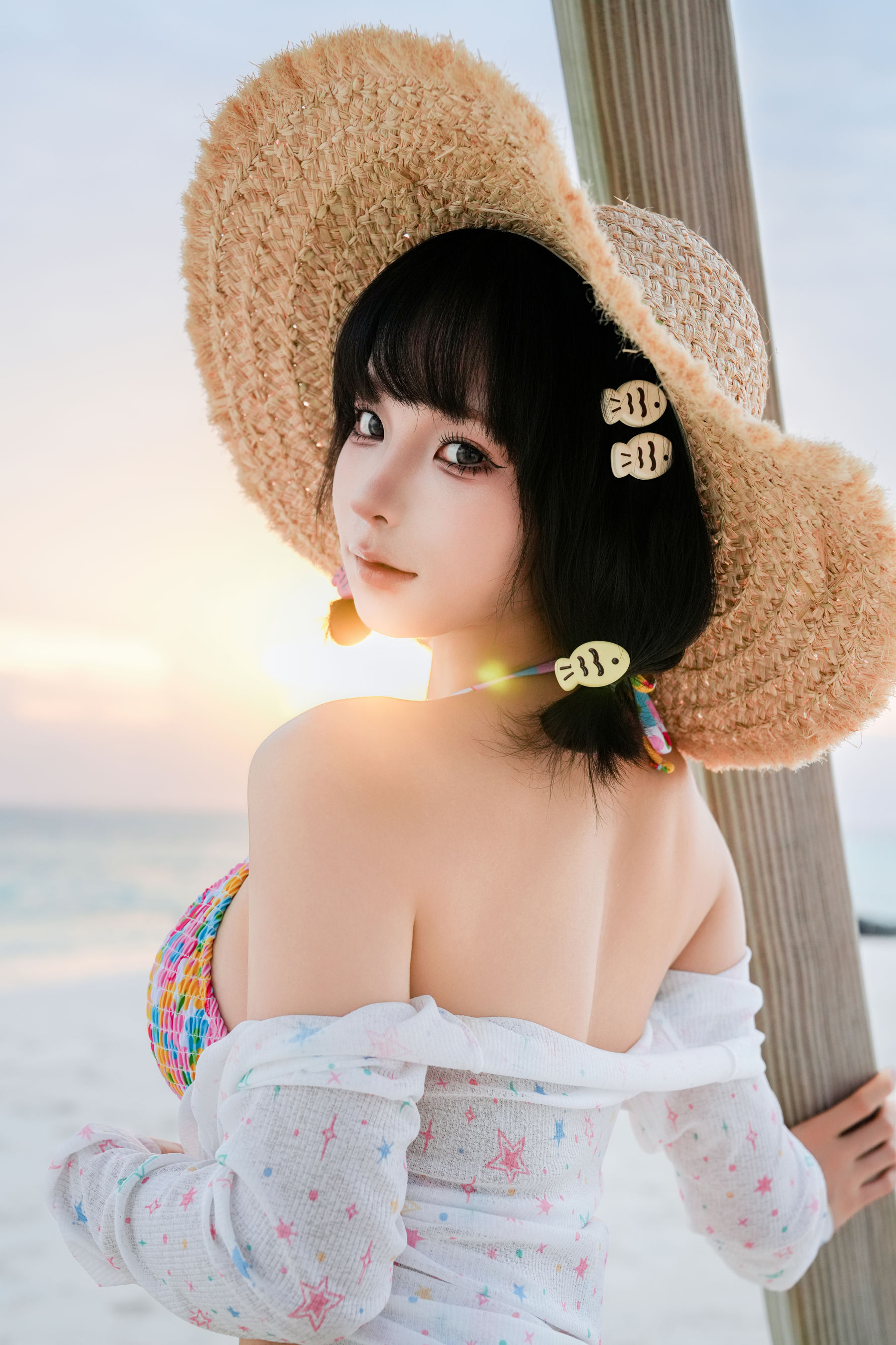 动漫博主蠢沫沫 - 2025.11 自拍集/(214P)