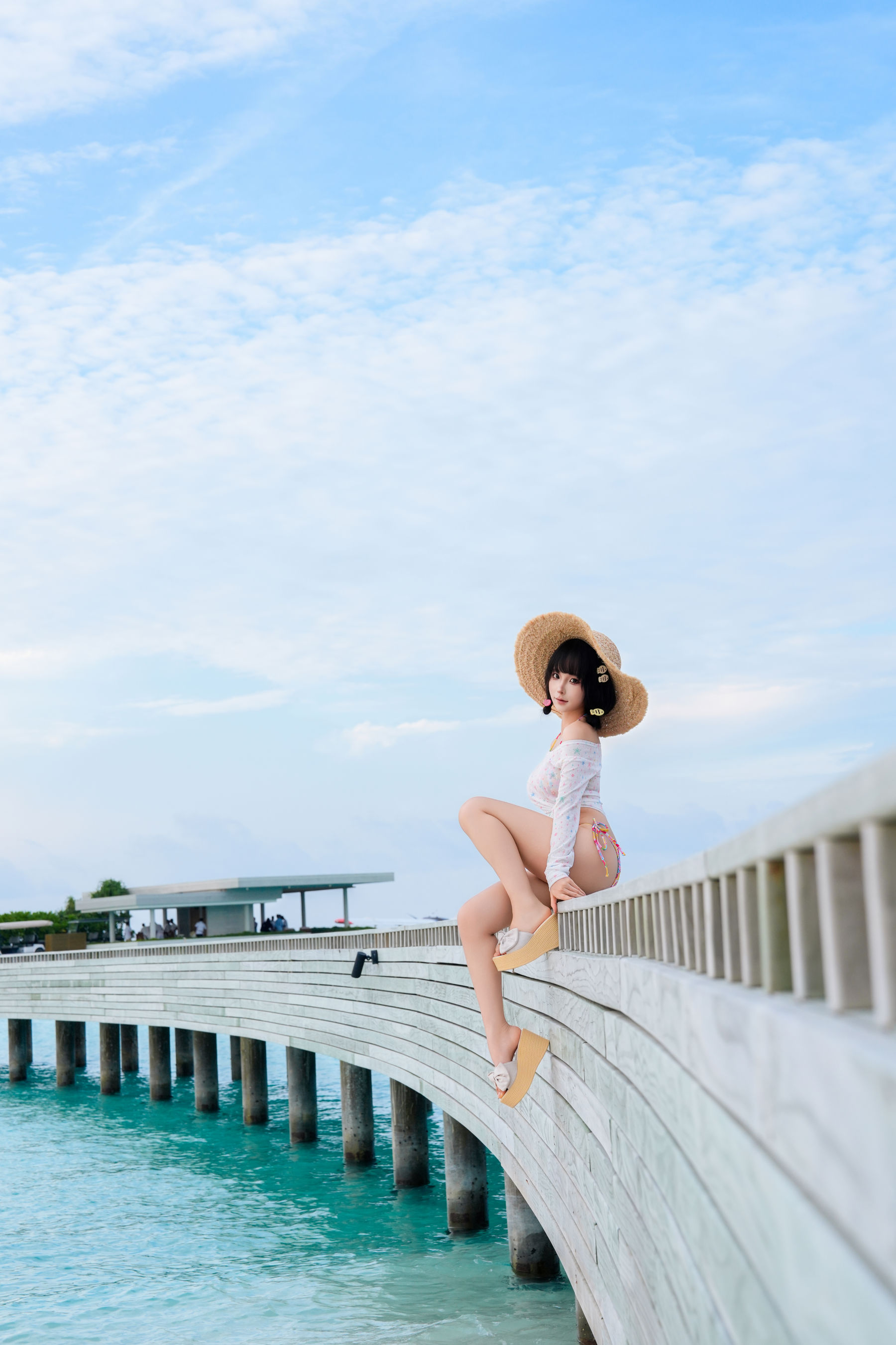 动漫博主蠢沫沫 - 2025.11 自拍集/(214P)