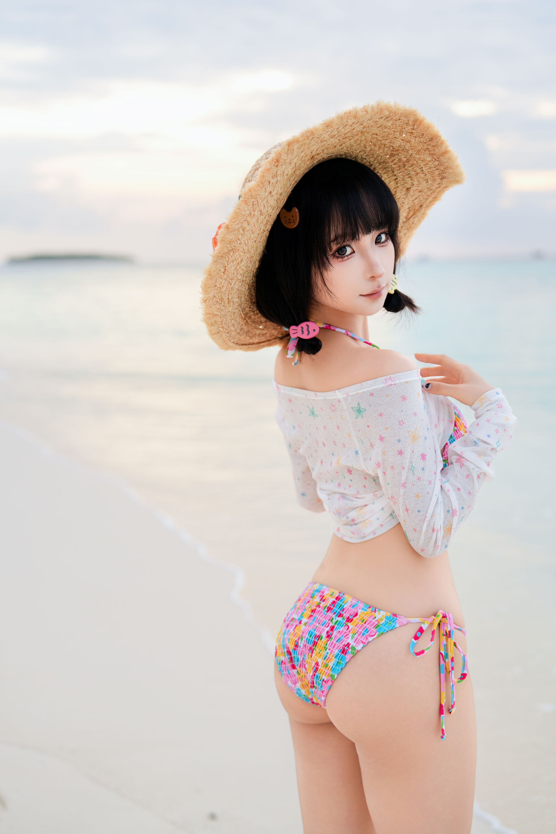 动漫博主蠢沫沫 - 2025.11 自拍集/(214P)