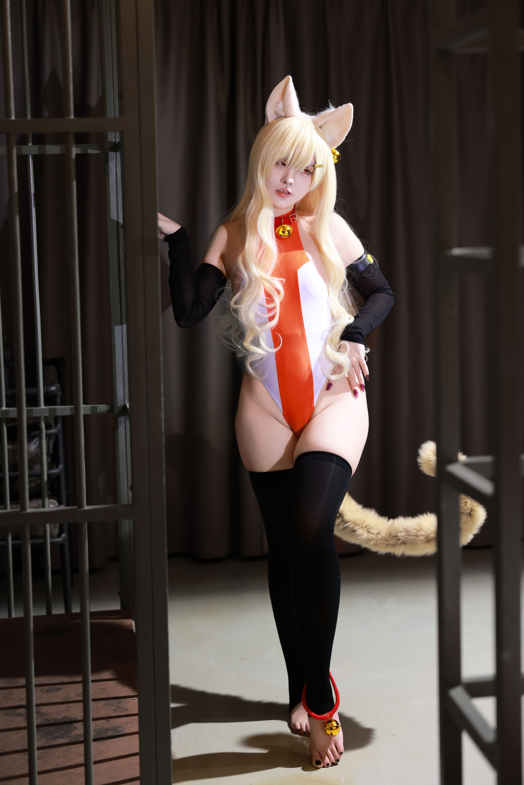 动漫博主G44不会受伤 - 异能者少女爱丽丝/(23P)