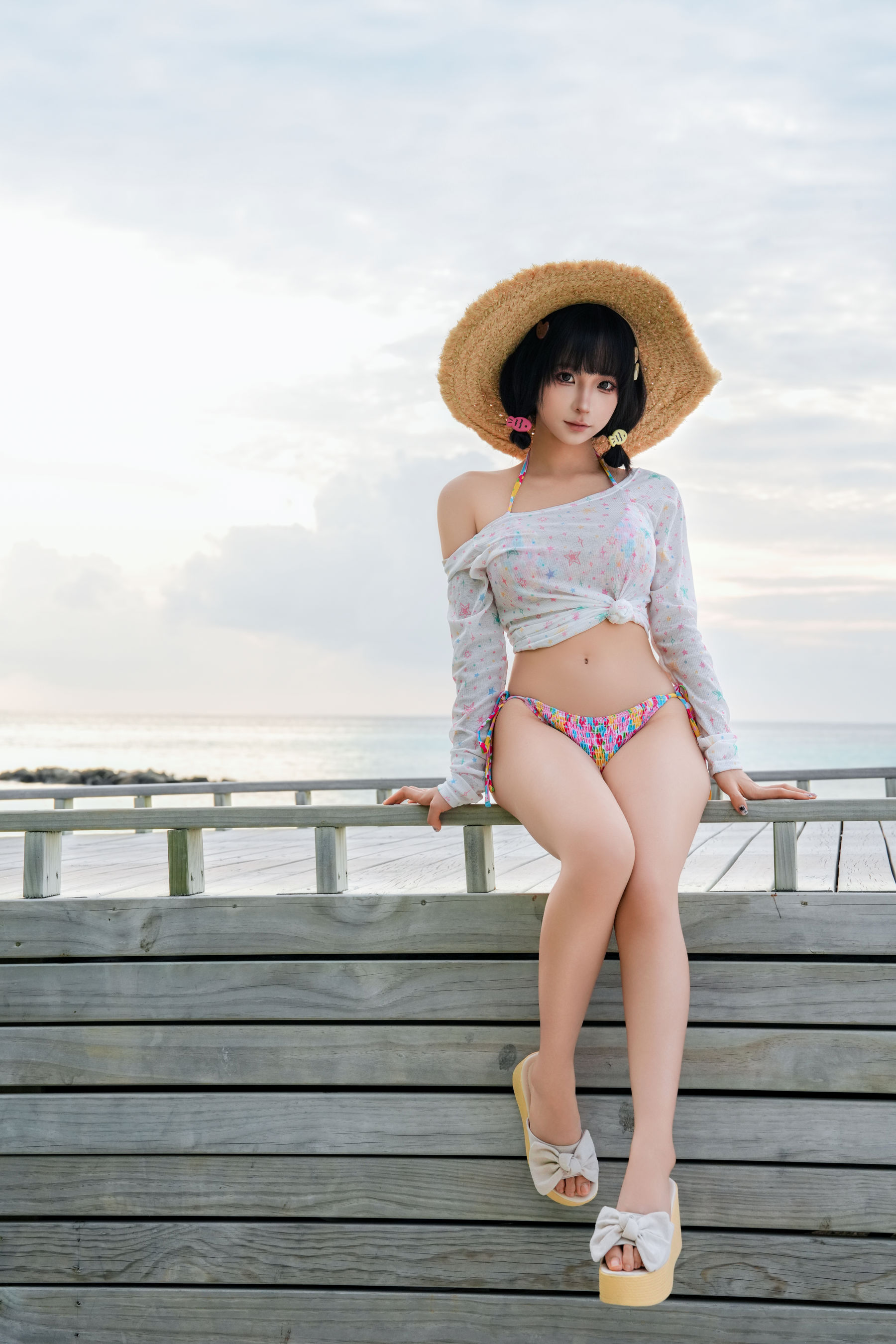 动漫博主蠢沫沫 - 2025.11 自拍集/(214P)