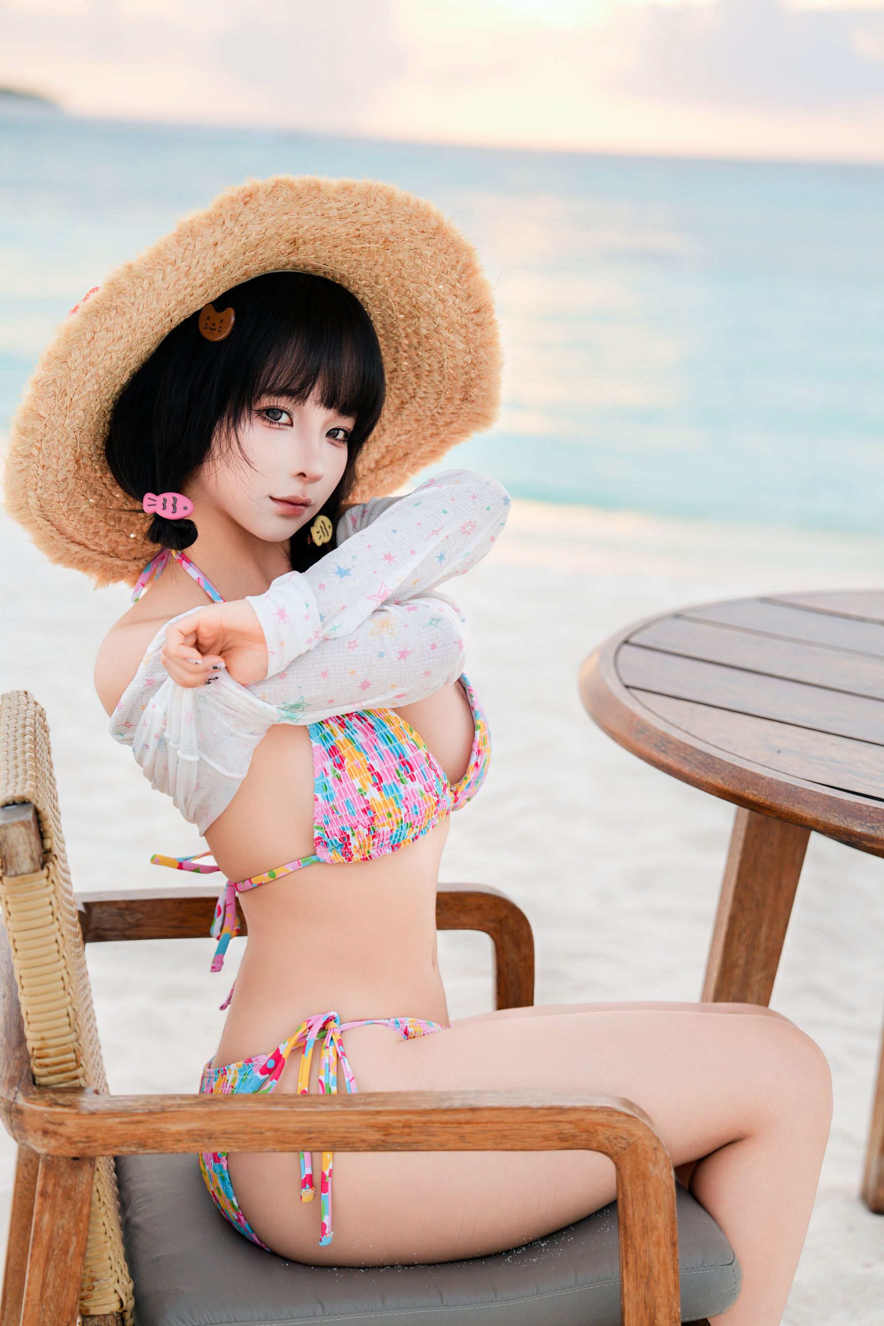 动漫博主蠢沫沫 - 2025.11 自拍集/(214P)