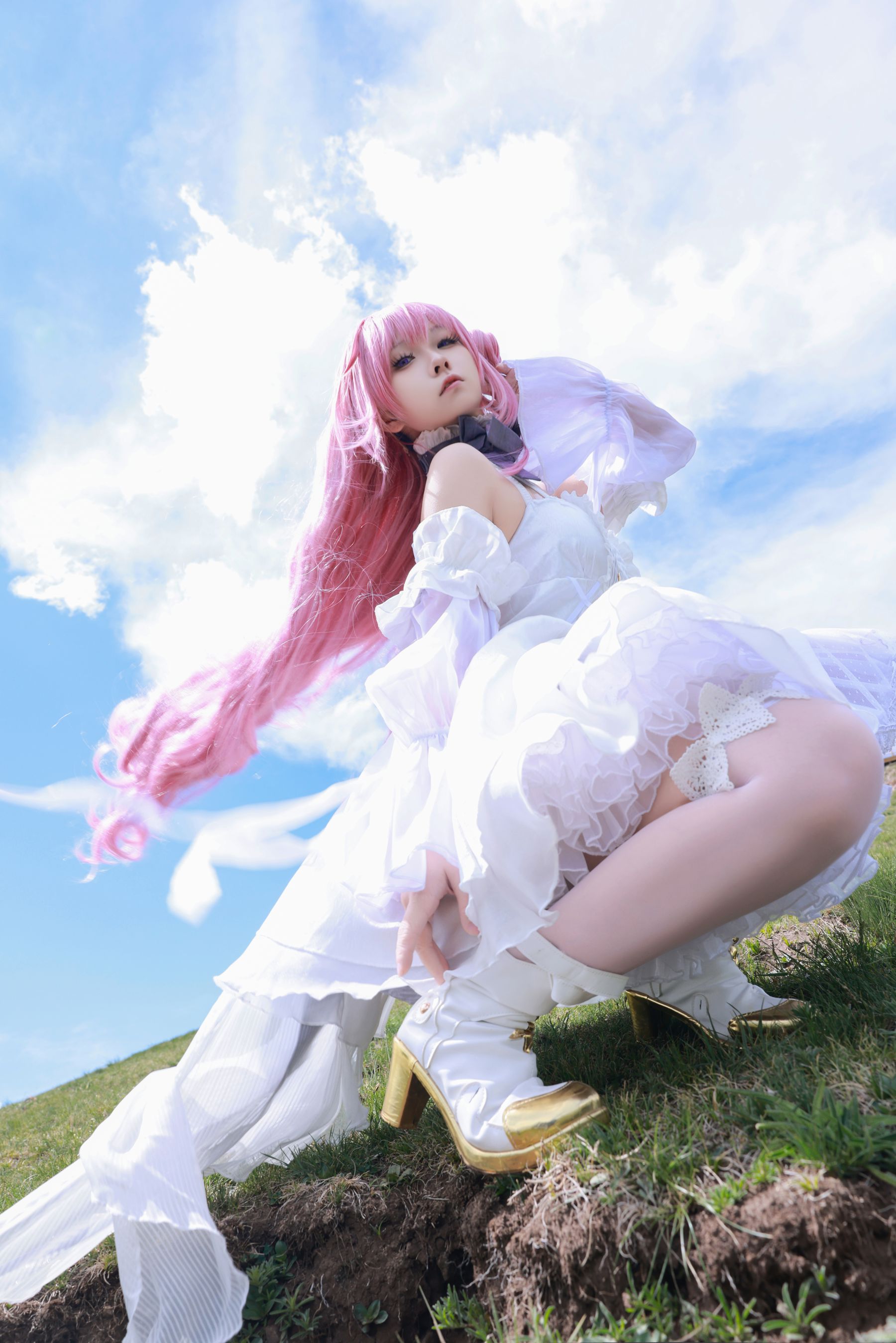 动漫博主G44不会受伤 - 桃乐丝/(20P)