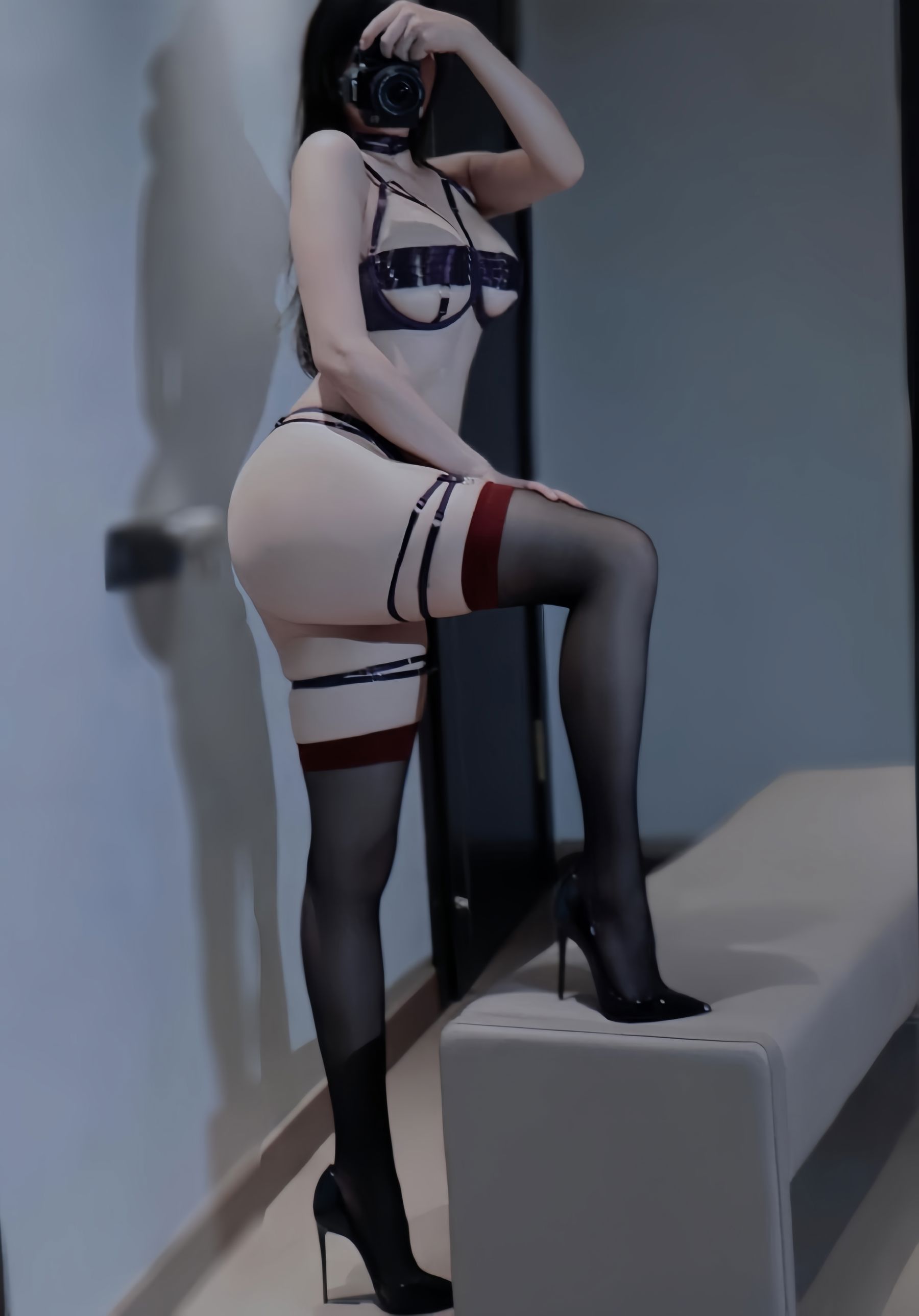 可可西yyy - 紫色情趣/(19P)