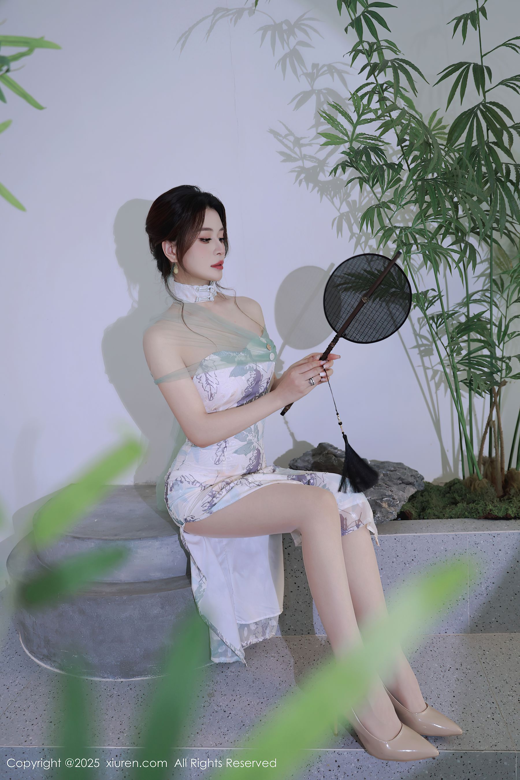 [秀人XiuRen] 2025.08.27 No.10694 阿依莎/(82P)