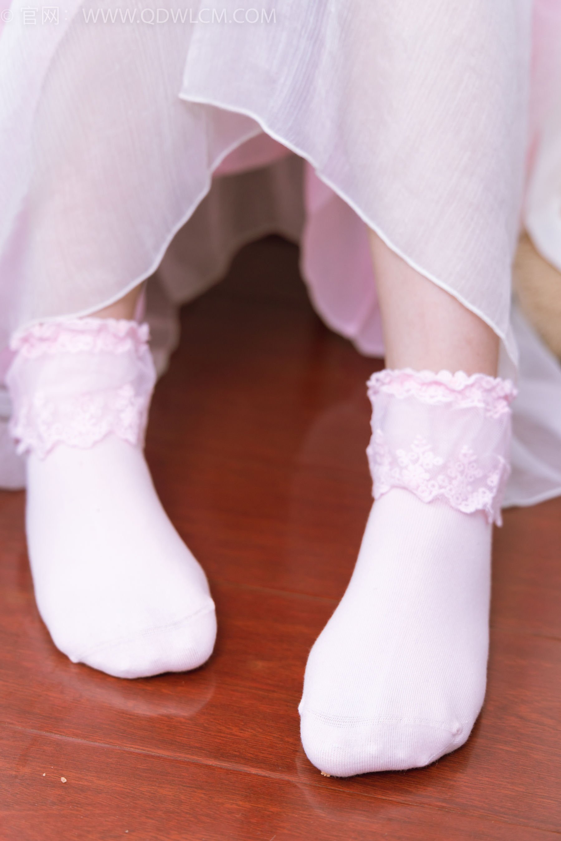 物恋传媒 No.2397 美兔 - 汉服、布鞋、粉色棉袜/(150P)