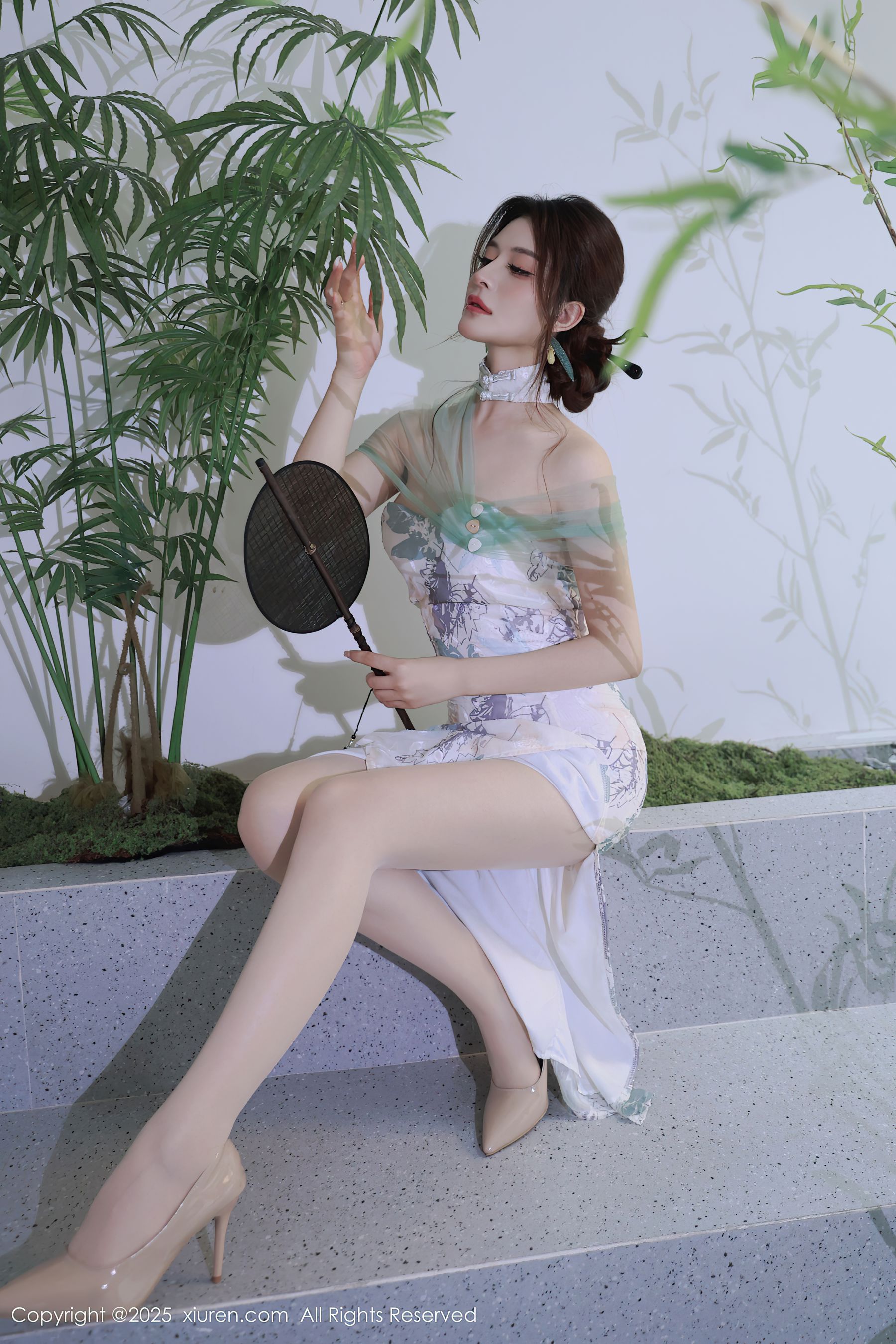 [秀人XiuRen] 2025.08.27 No.10694 阿依莎/(82P)