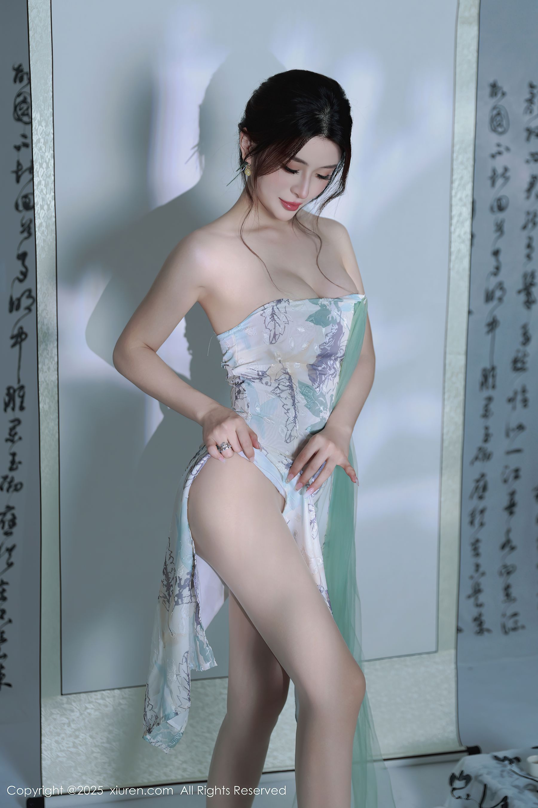 [秀人XiuRen] 2025.08.27 No.10694 阿依莎/(82P)
