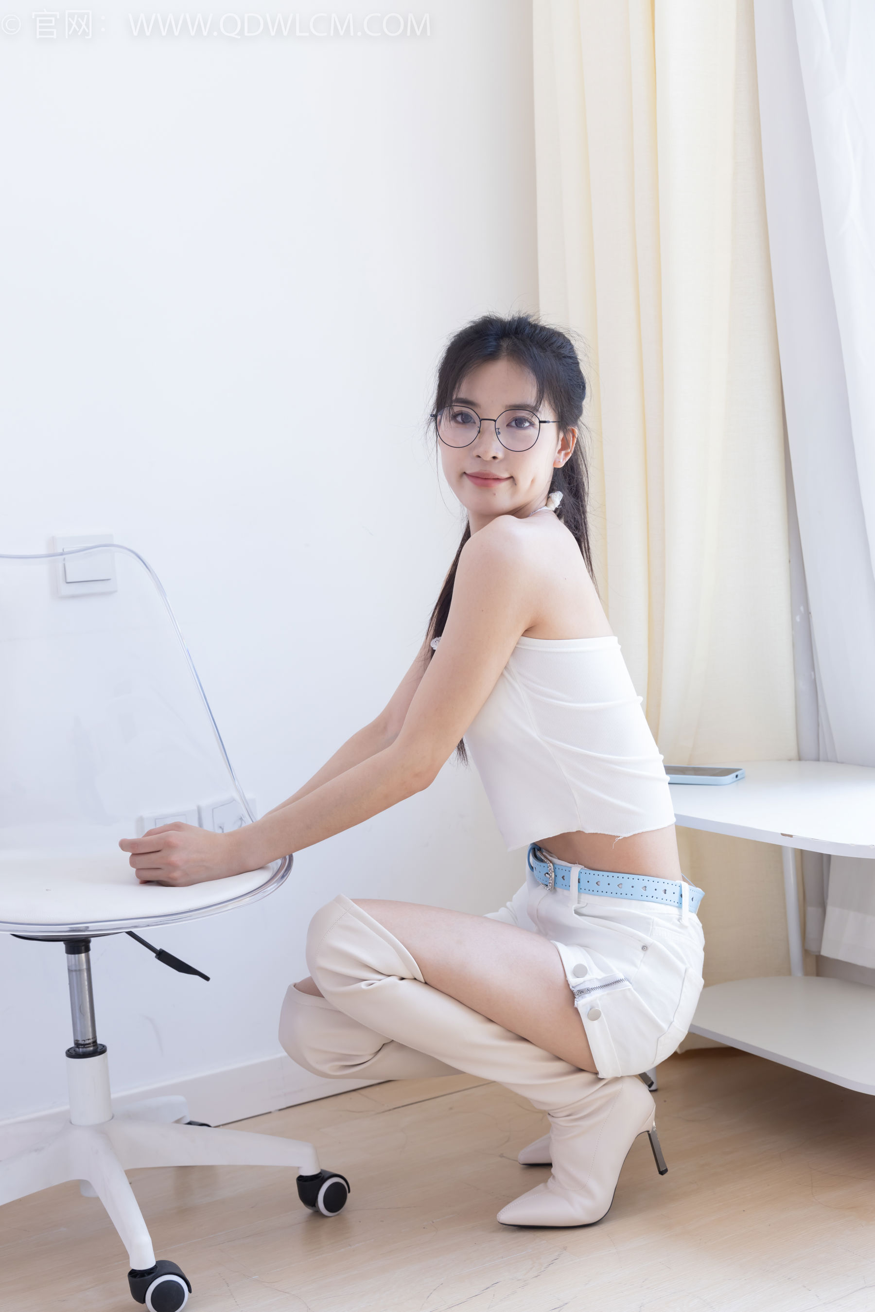 物恋传媒 No.2394 茯苓 - 长靴、薄肉丝/(160P)