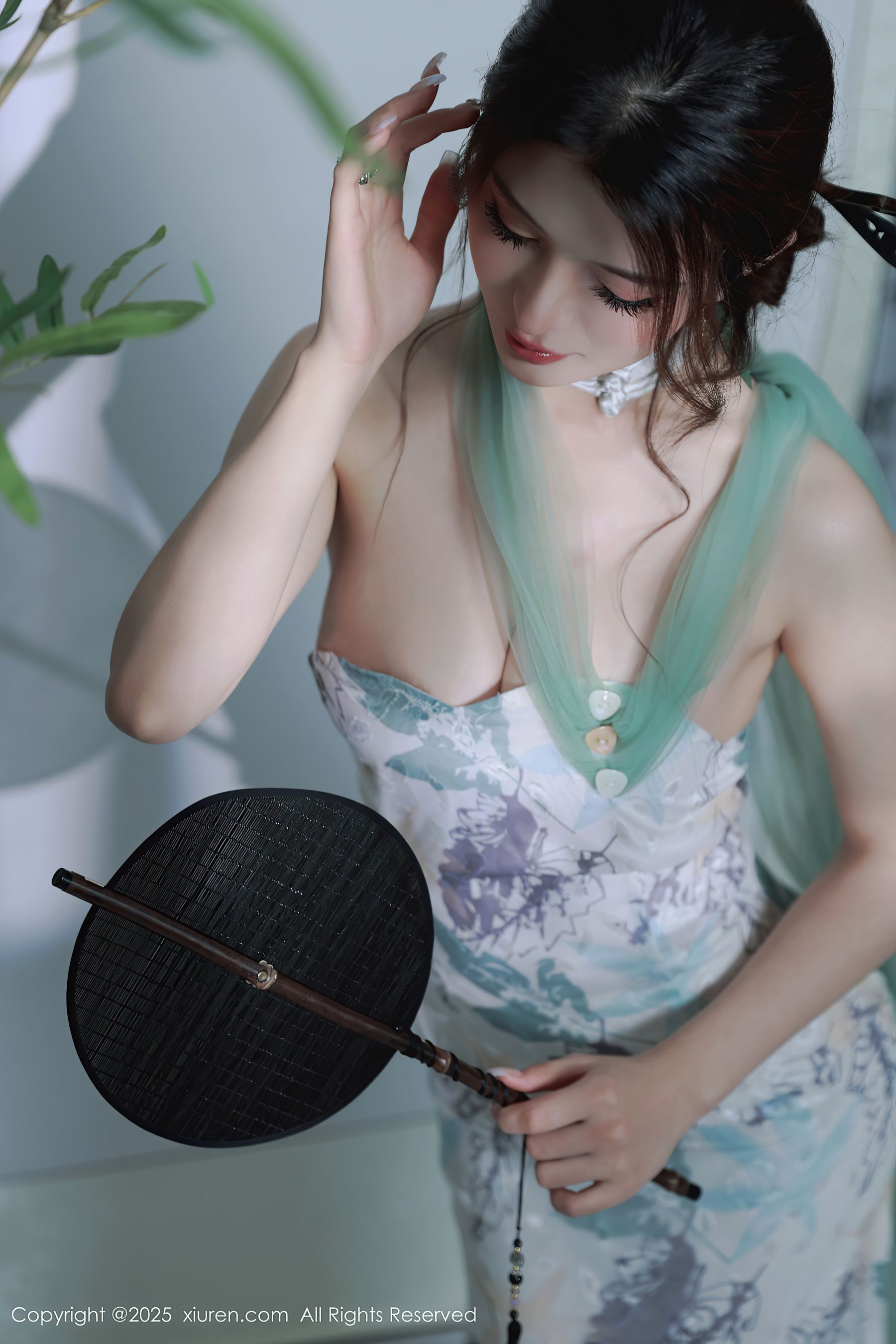 [秀人XiuRen] 2025.08.27 No.10694 阿依莎/(82P)