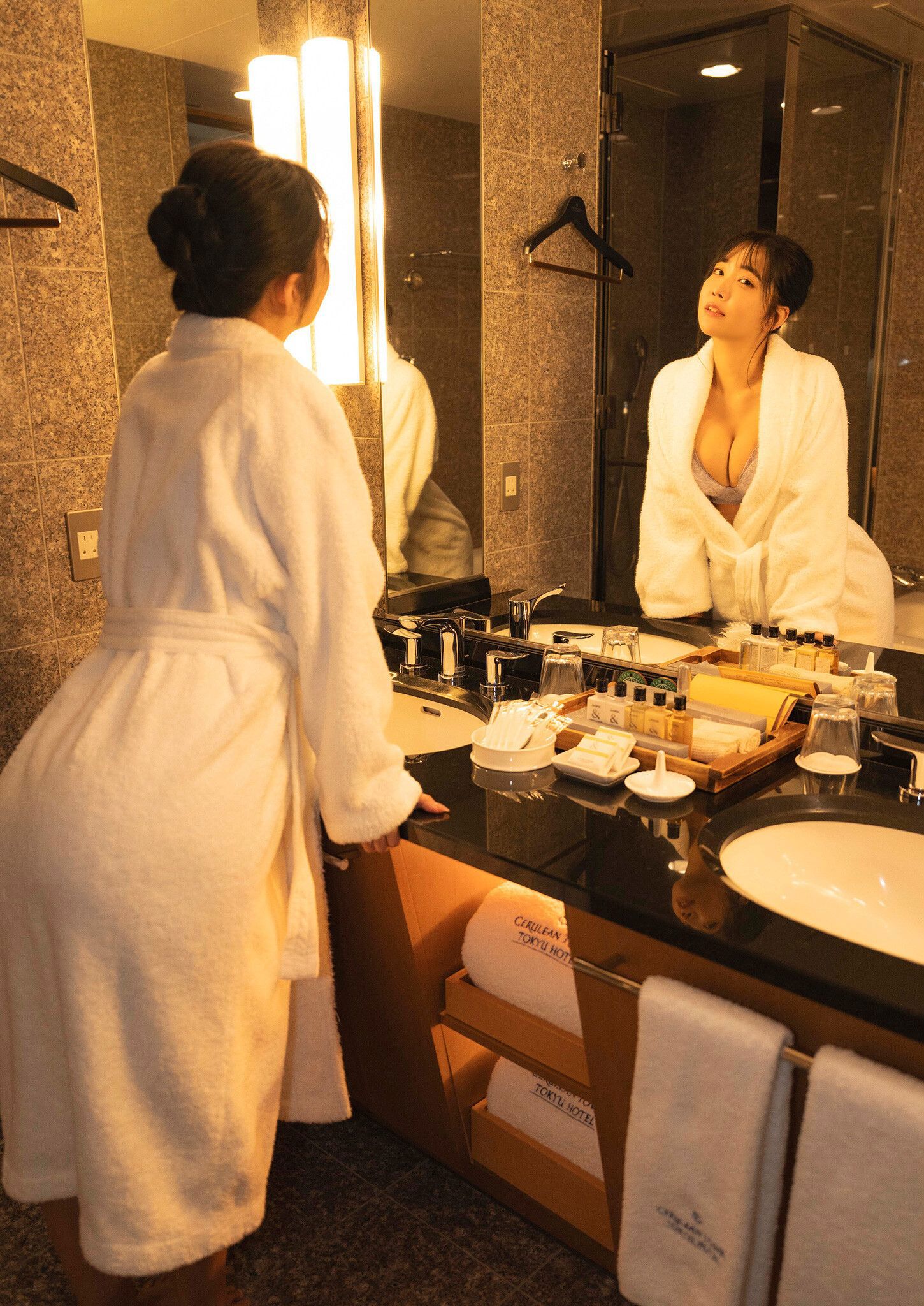 天羽希純 - もっと！教えて あまう先輩/(50P)