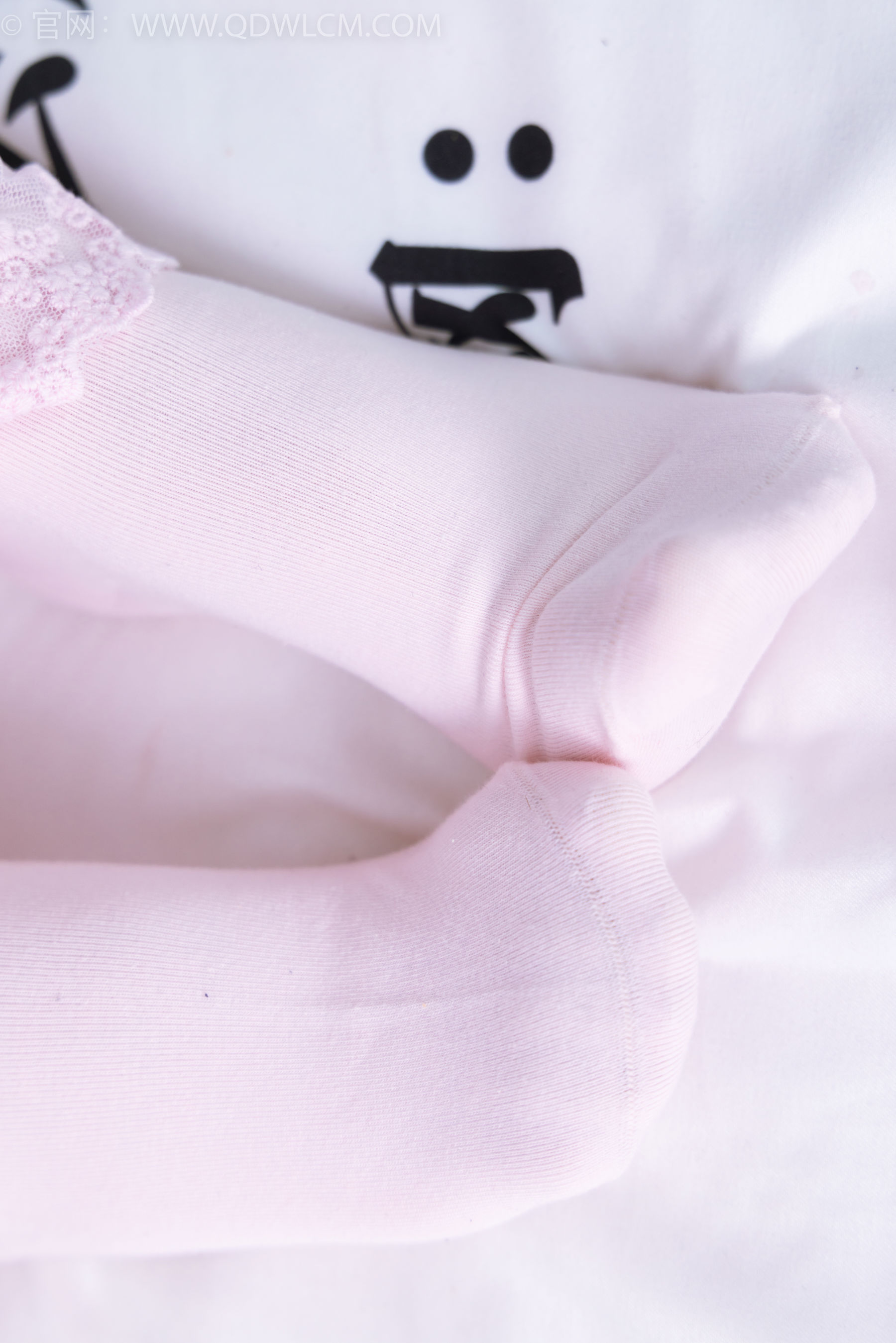 物恋传媒 No.2397 美兔 - 汉服、布鞋、粉色棉袜/(150P)