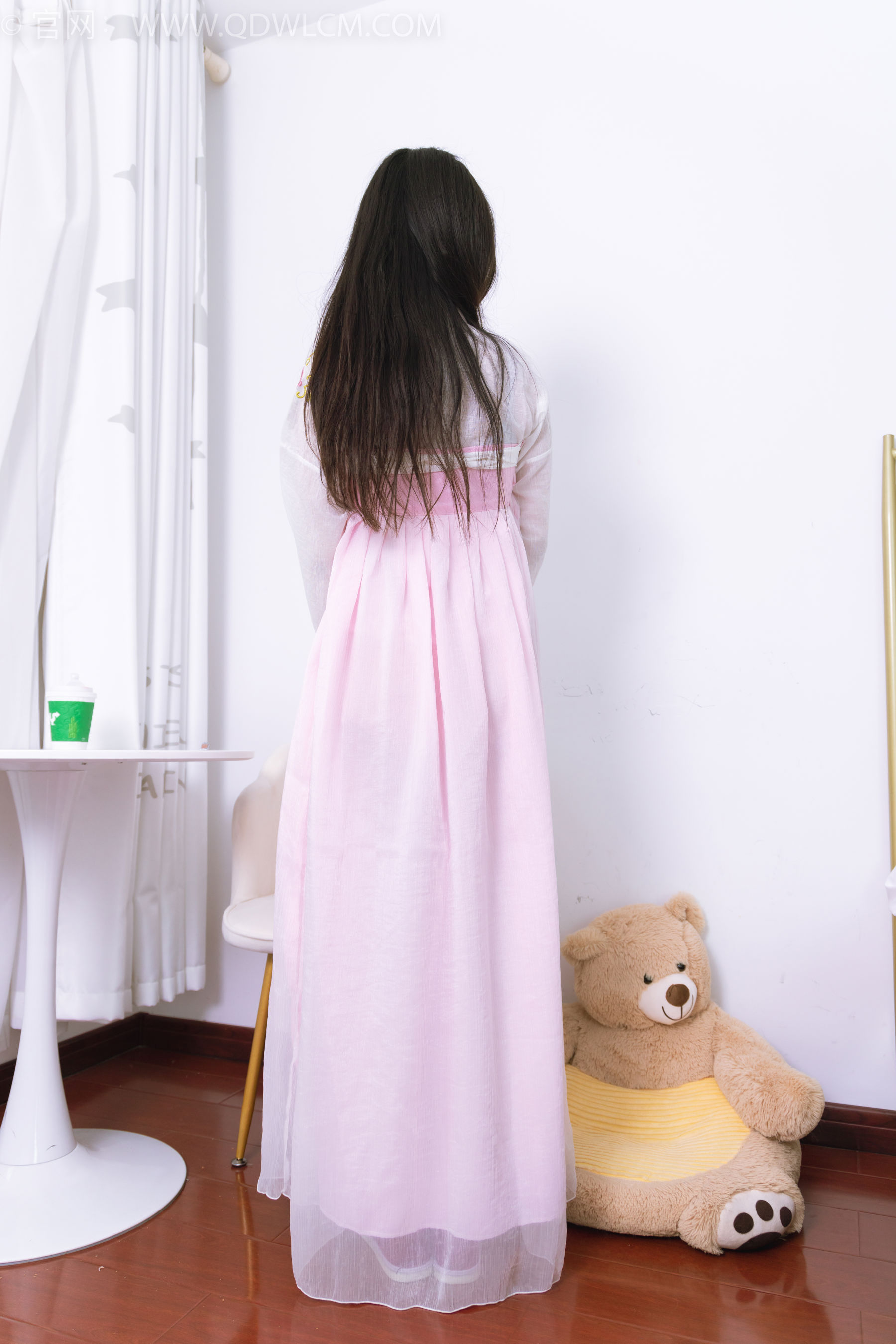 物恋传媒 No.2397 美兔 - 汉服、布鞋、粉色棉袜/(150P)