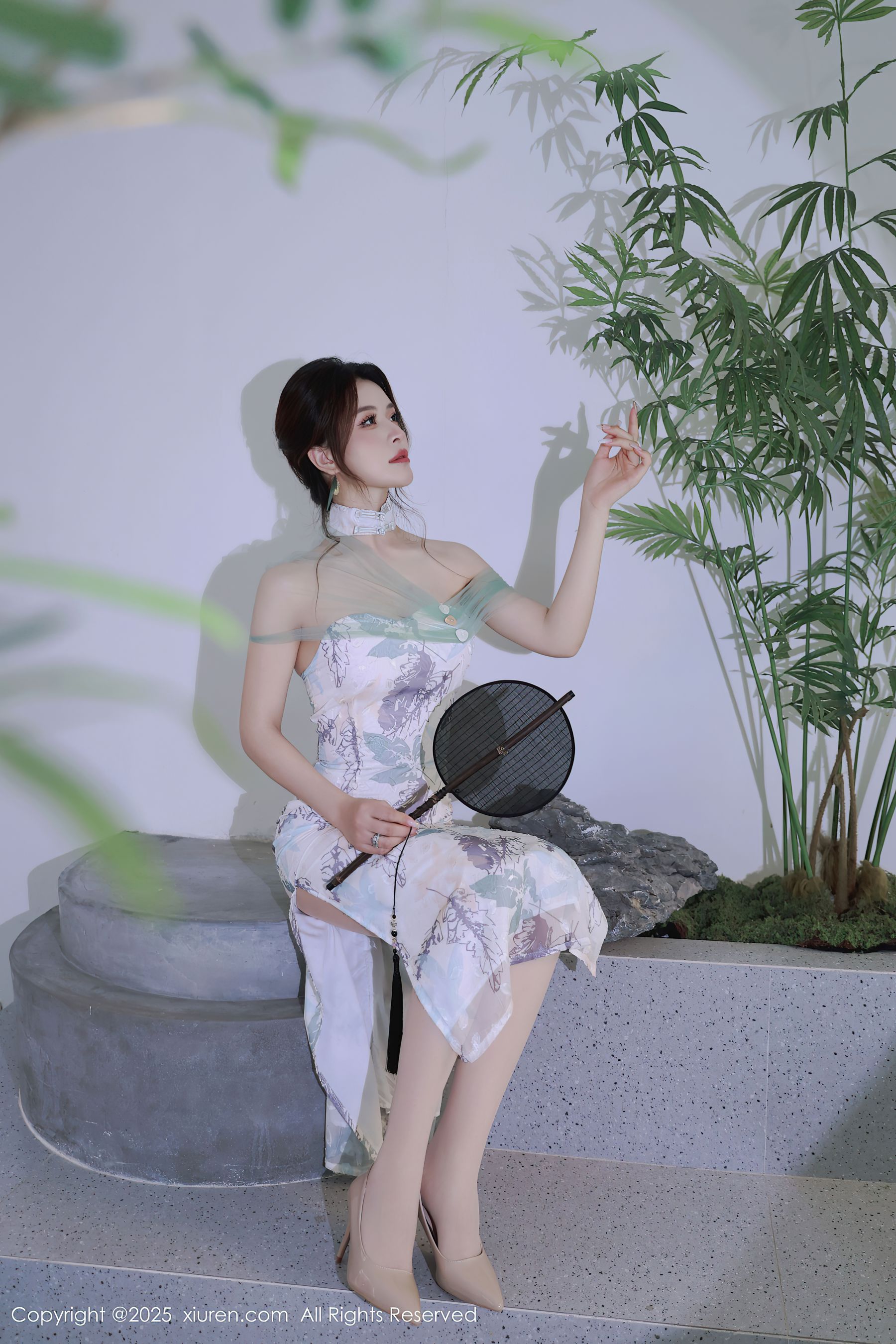 [秀人XiuRen] 2025.08.27 No.10694 阿依莎/(82P)