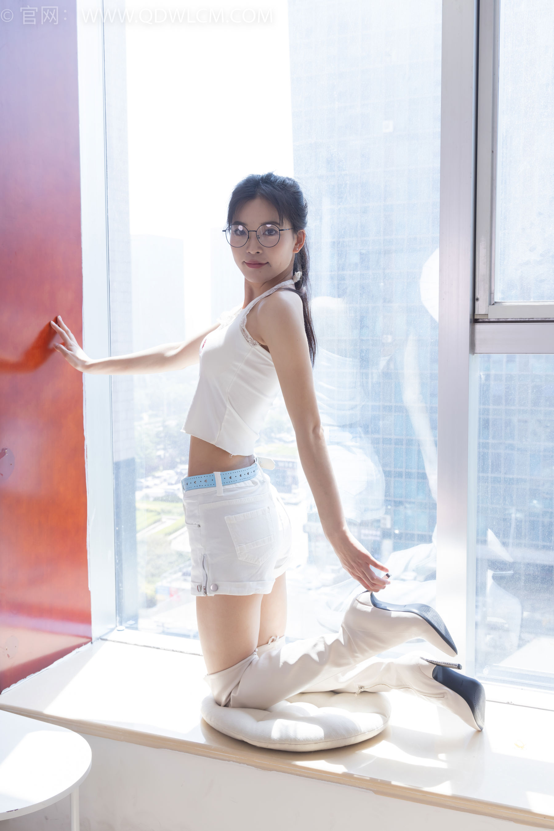 物恋传媒 No.2394 茯苓 - 长靴、薄肉丝/(160P)