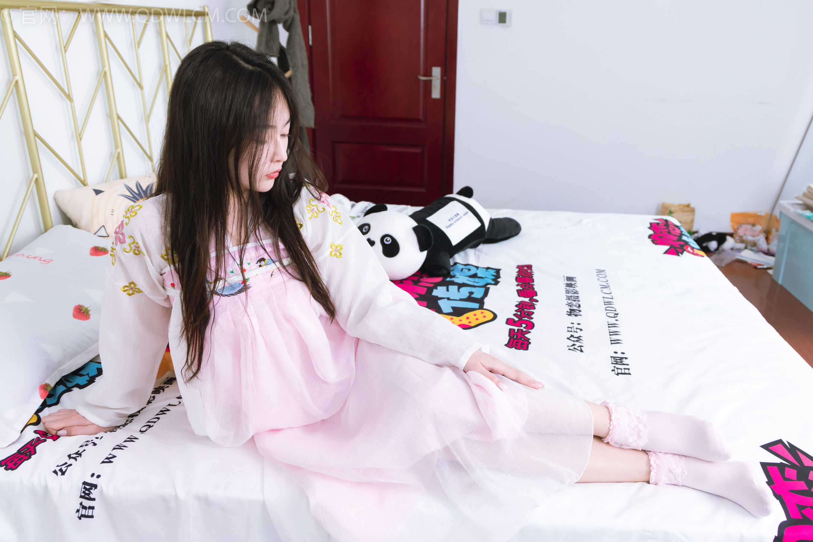 物恋传媒 No.2397 美兔 - 汉服、布鞋、粉色棉袜/(150P)