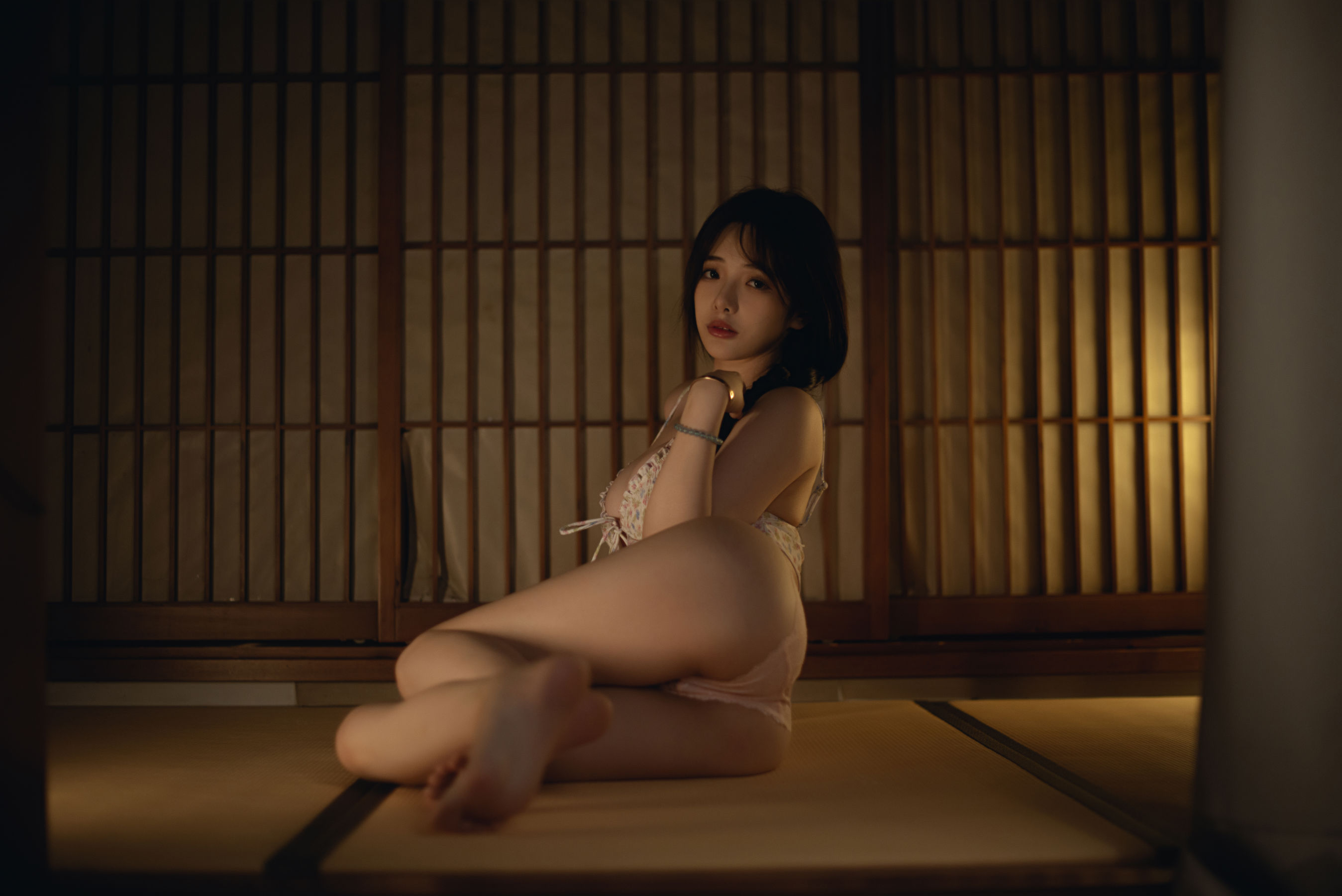 动漫博主雯妹 - 朦胧/(64P)