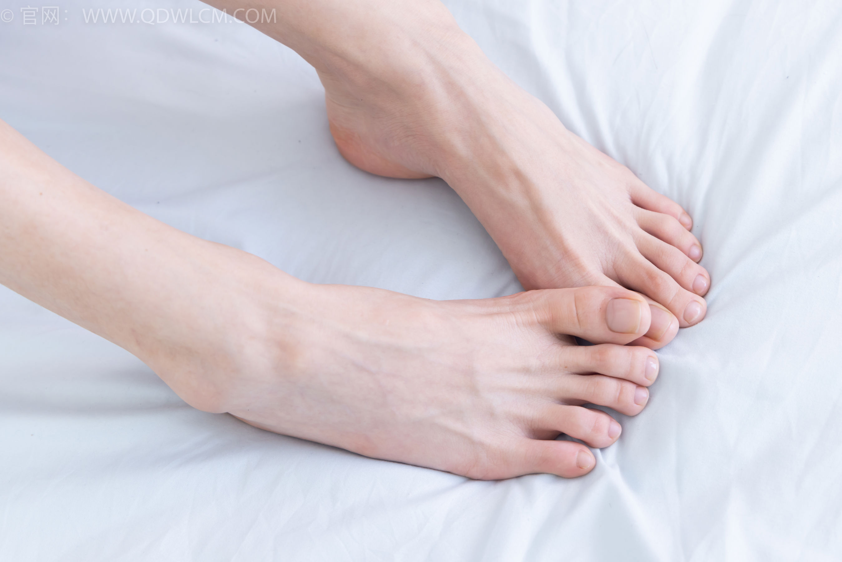 物恋传媒 No.2394 茯苓 - 长靴、薄肉丝/(160P)