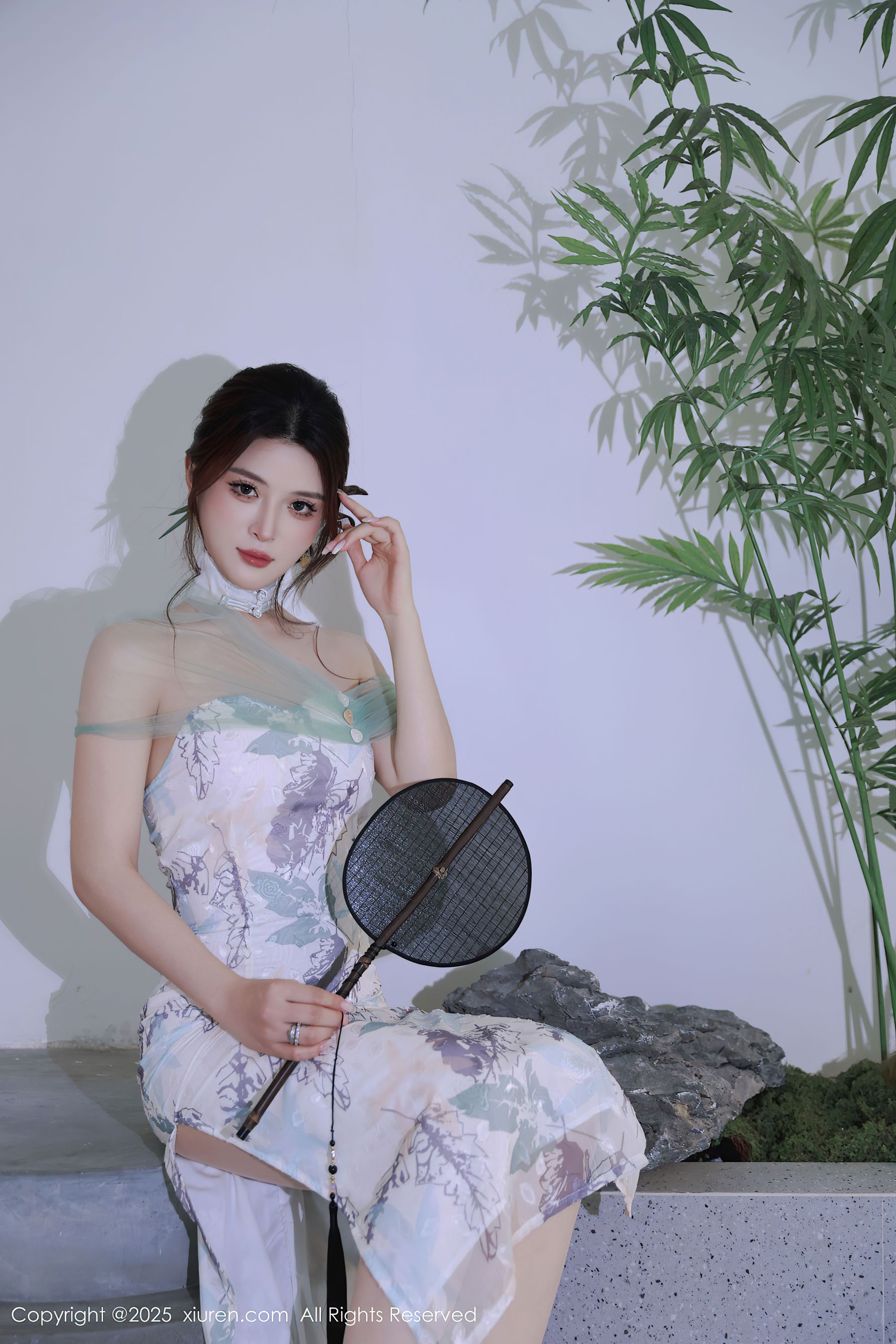 [秀人XiuRen] 2025.08.27 No.10694 阿依莎/(82P)