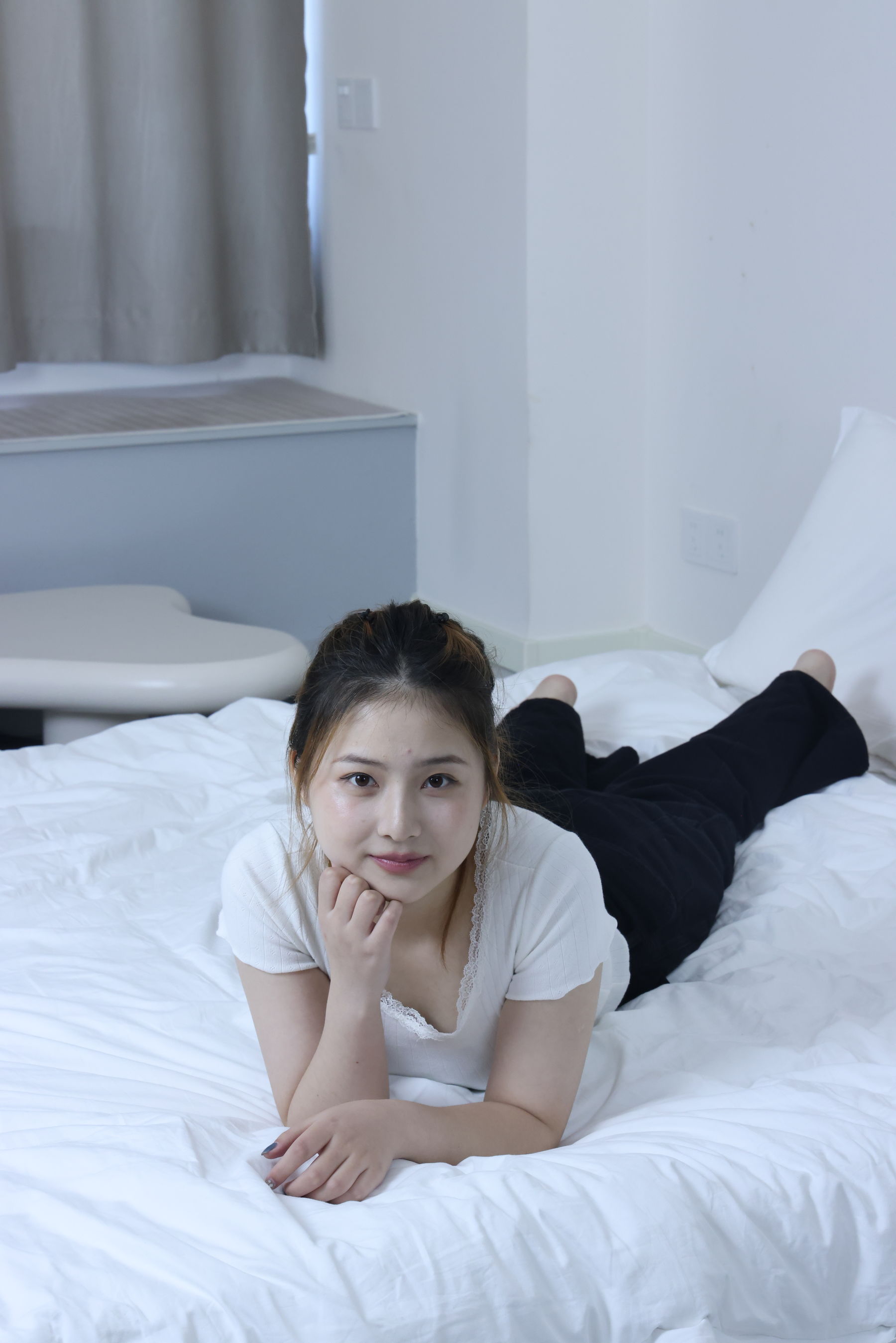 绮梦摄影 2024.09.21 No.029 露露 珍藏无修无水印版 - 原片/(402P)