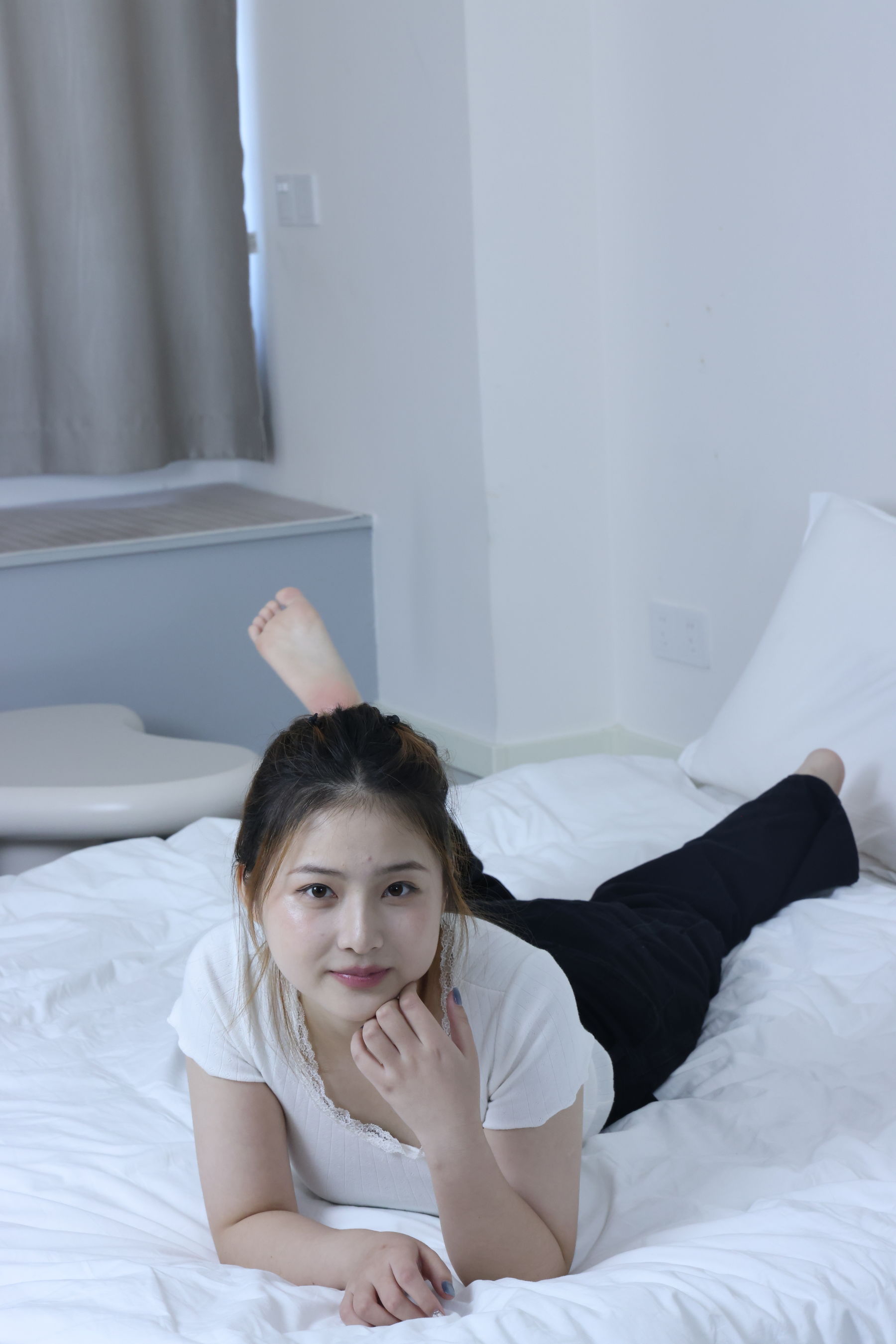 绮梦摄影 2024.09.21 No.029 露露 珍藏无修无水印版 - 原片/(402P)