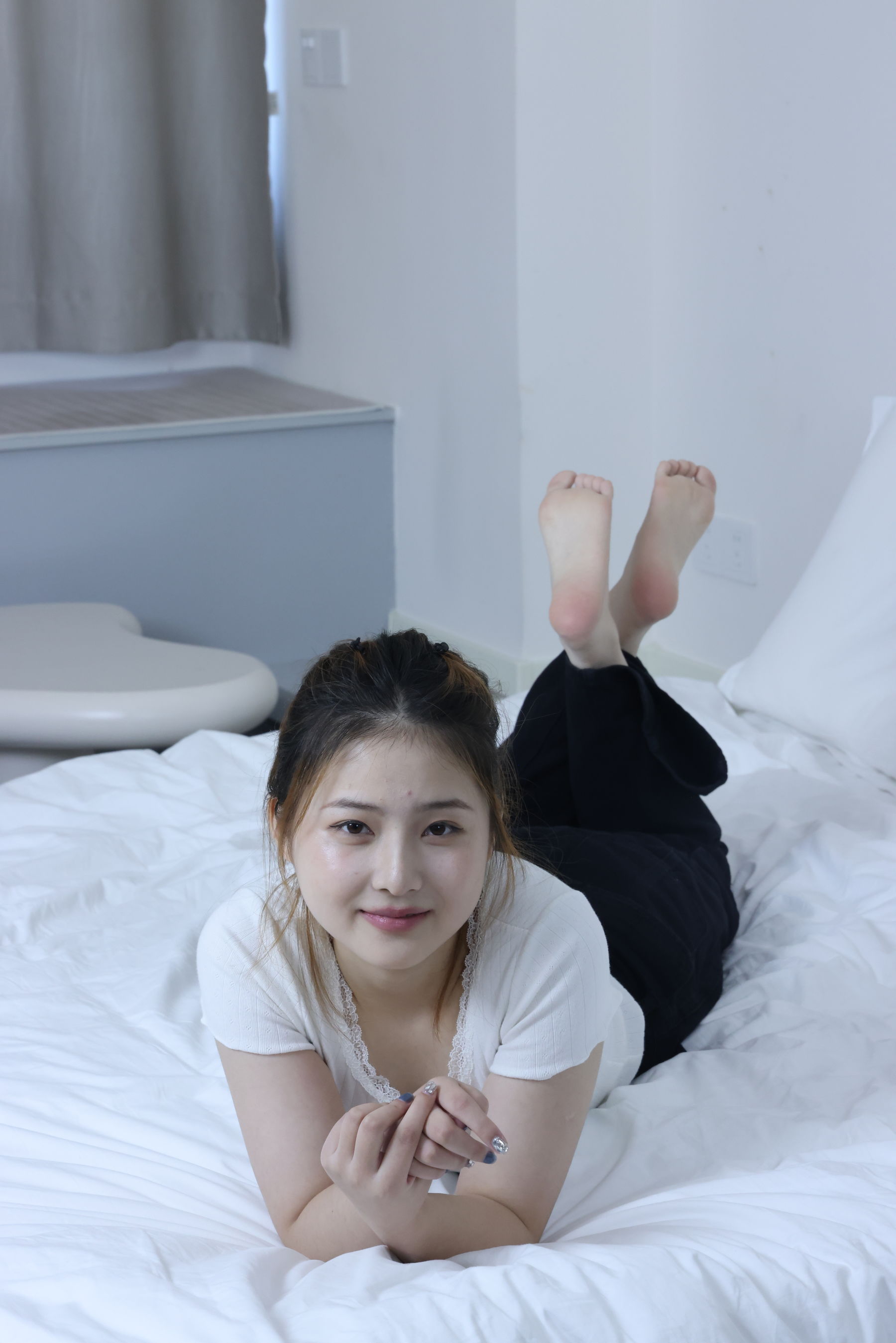 绮梦摄影 2024.09.21 No.029 露露 珍藏无修无水印版 - 原片/(402P)