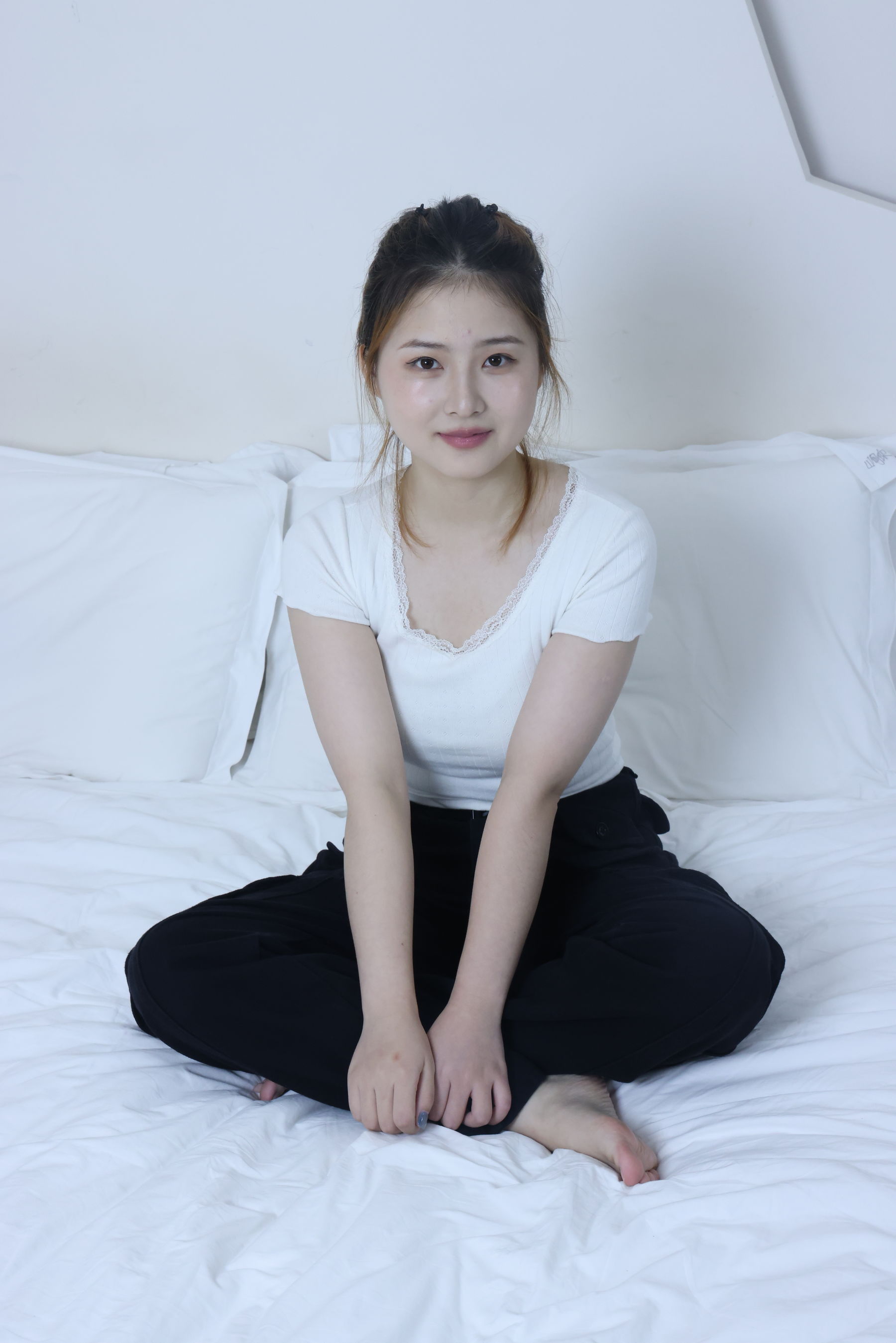 绮梦摄影 2024.09.21 No.029 露露 珍藏无修无水印版 - 原片/(402P)