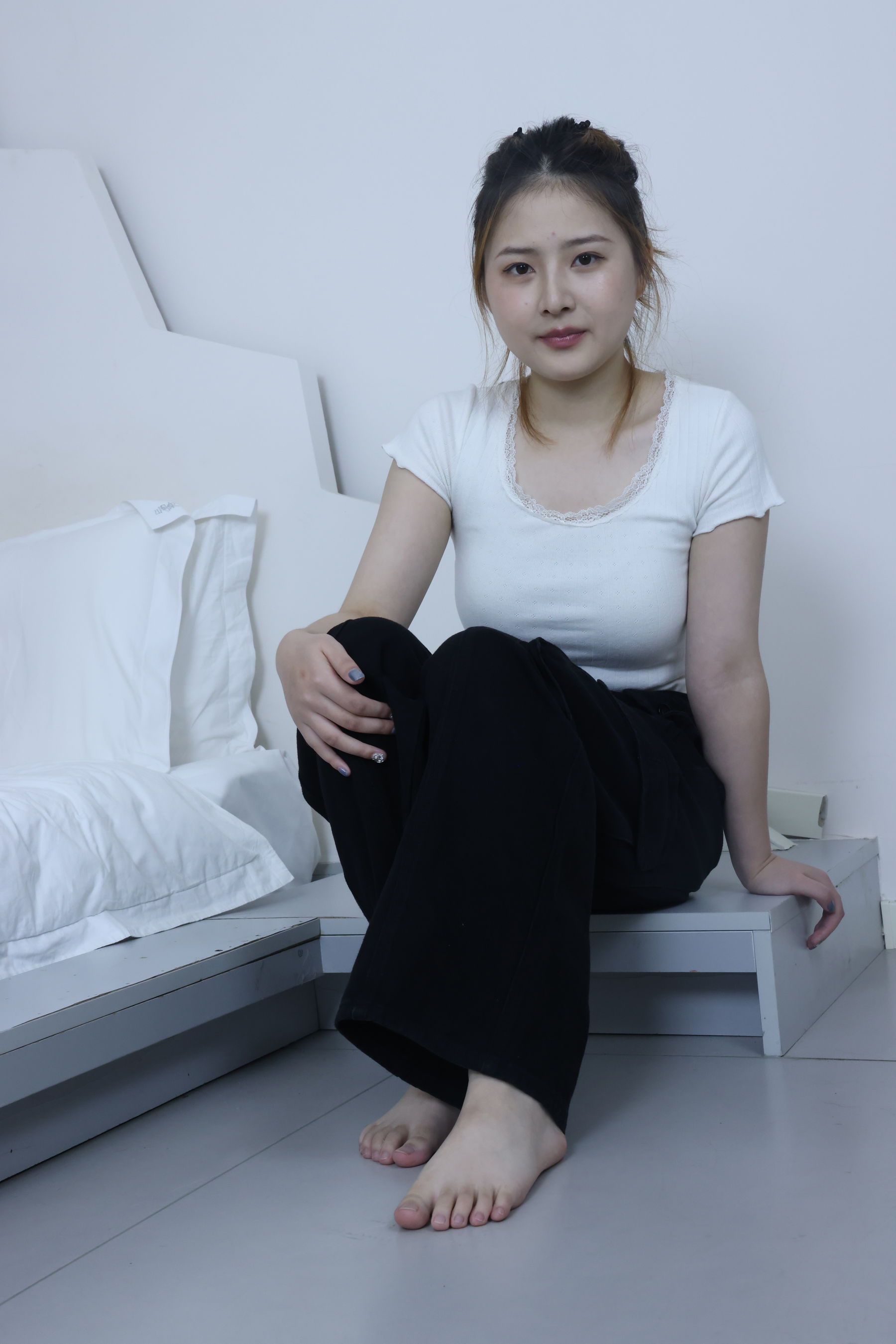 绮梦摄影 2024.09.21 No.029 露露 珍藏无修无水印版 - 原片/(402P)