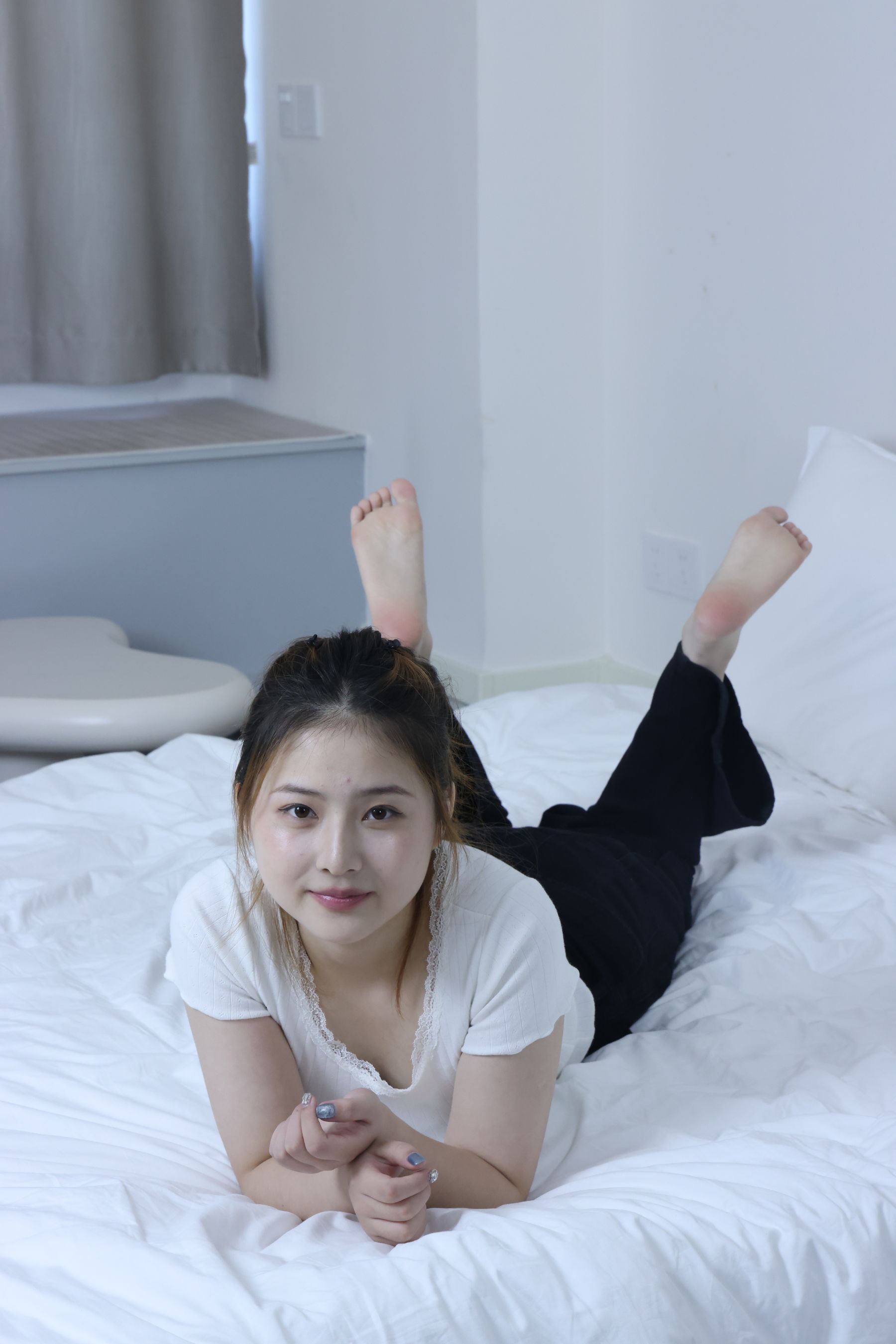 绮梦摄影 2024.09.21 No.029 露露 珍藏无修无水印版 - 原片/(402P)