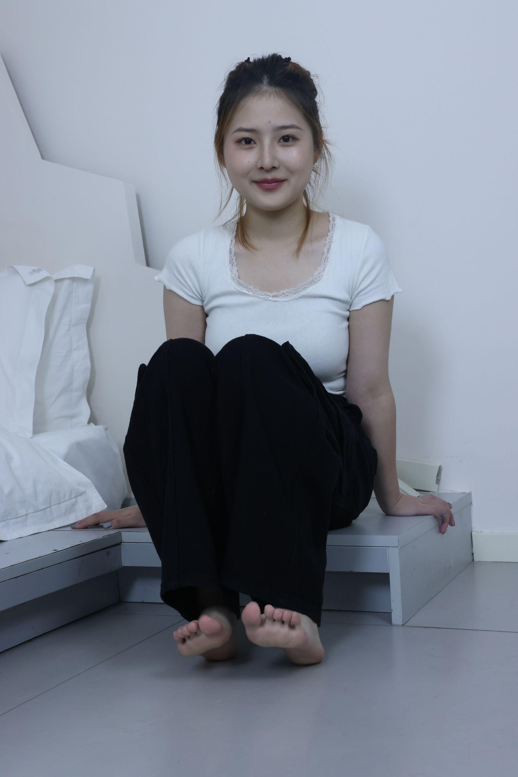 绮梦摄影 2024.09.21 No.029 露露 珍藏无修无水印版 - 原片/(402P)