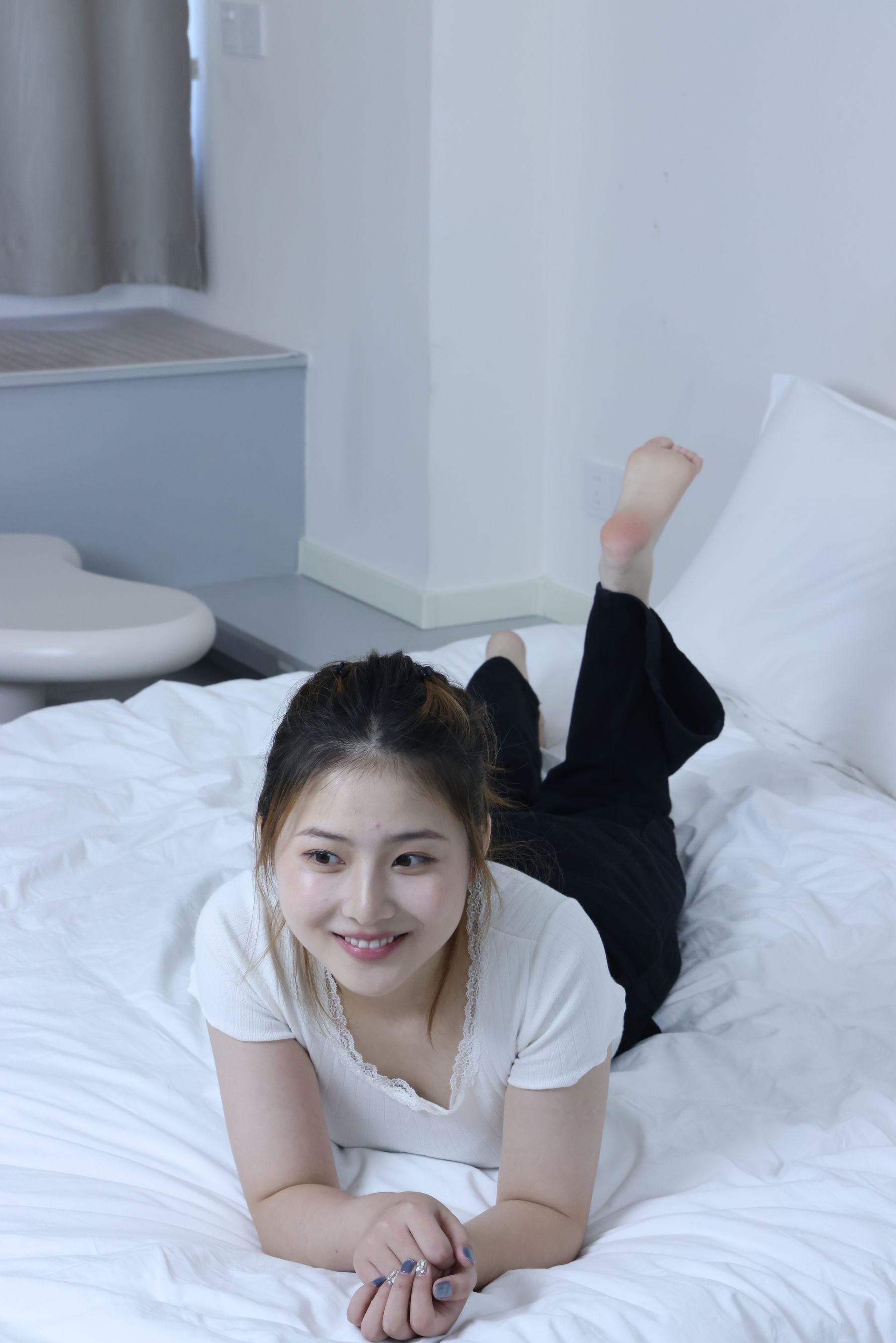 绮梦摄影 2024.09.21 No.029 露露 珍藏无修无水印版 - 原片/(402P)